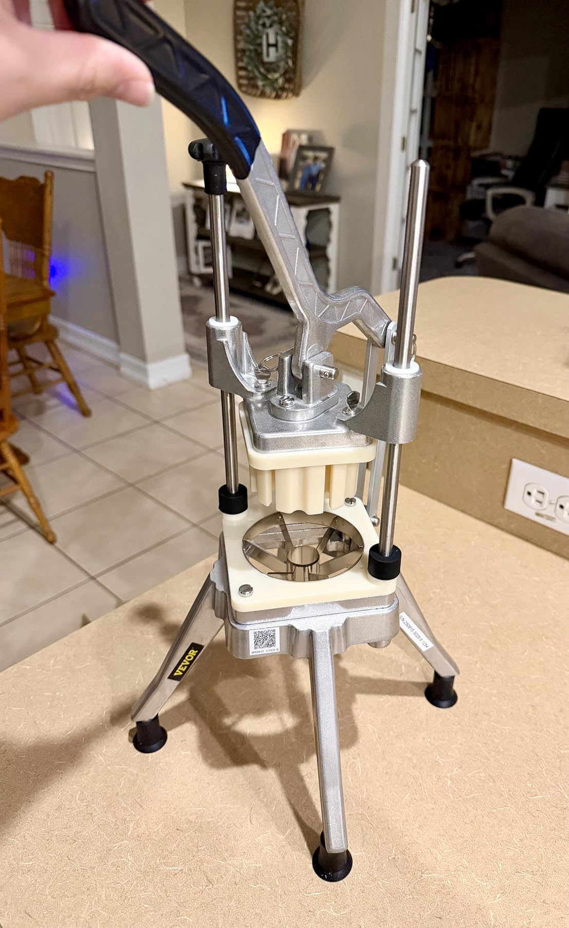 VEVOR Commercial Vegetable Chopper w/ 4 Replacement Blades, Stainless Steel French Fry Cutter Potato Dicer & Fruit Slicer for Restaurants & Home Kitchen customer photo 2