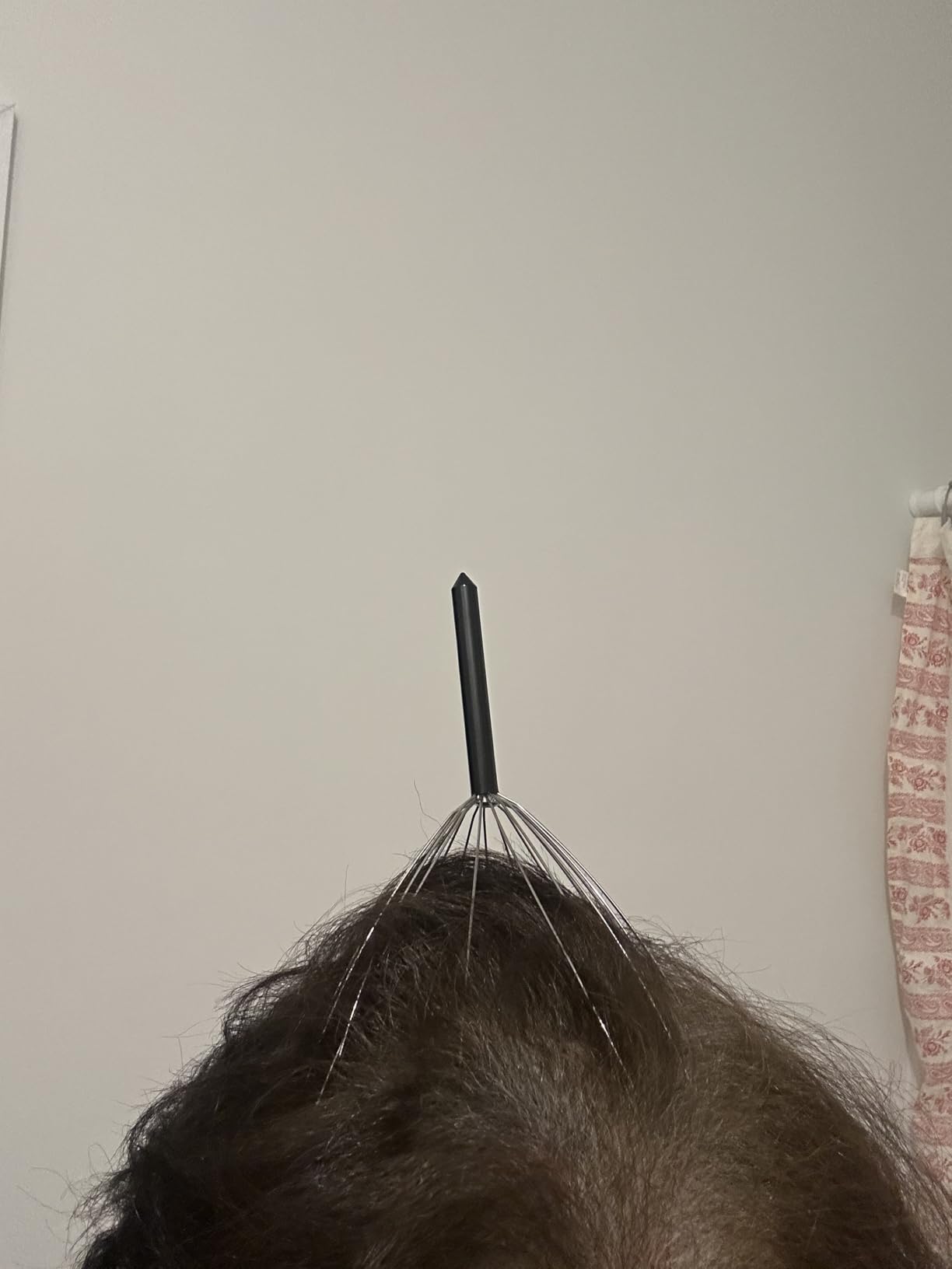 USAGA Head Massager Scalp Massager 20 Fingers Head Scratcher, Stocking Stuffers Gift for Scalp Body Relaxing customer photo 2