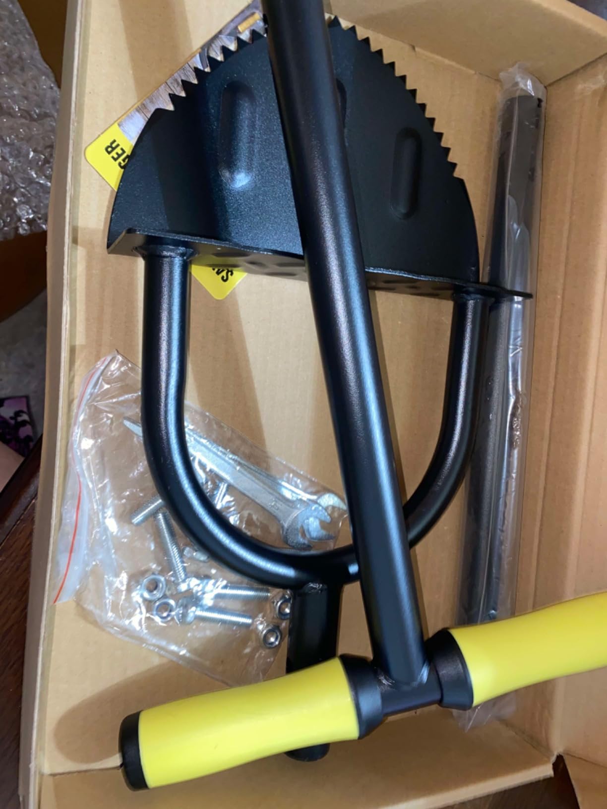 Colwelt Saw-Tooth Edger Lawn Tool, Half Moon Lawn Edger with T-Grip, Sidewalk Grass Long Handled Step Edger, 38-Inch customer photo 1