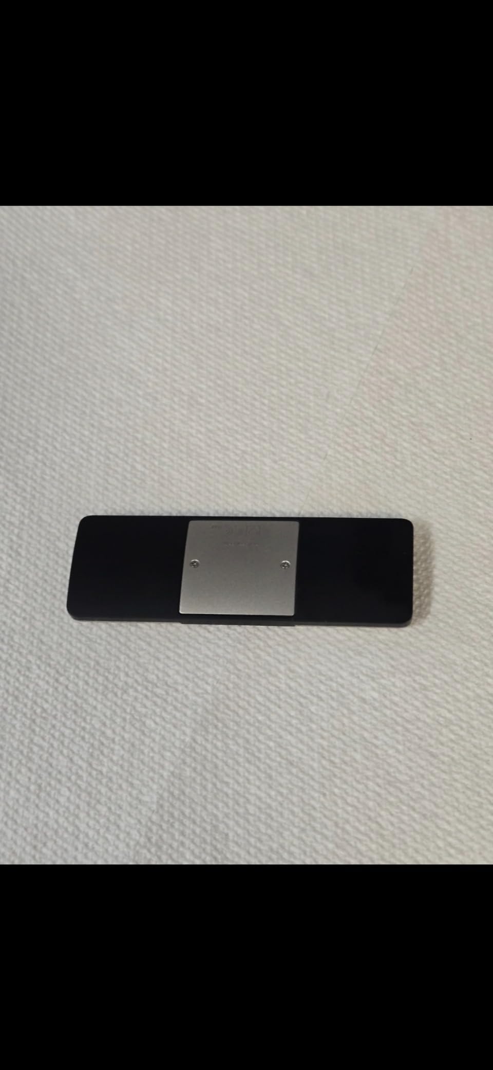 KardiaMobile 6L Max EKG Monitor, FDA-Cleared Heart Monitor, Medical-Grade Results in 30 Seconds, Unlimited Recordings, Works with Smartphones and Tablets, Includes One-Year KardiaCare Subscription customer photo 1