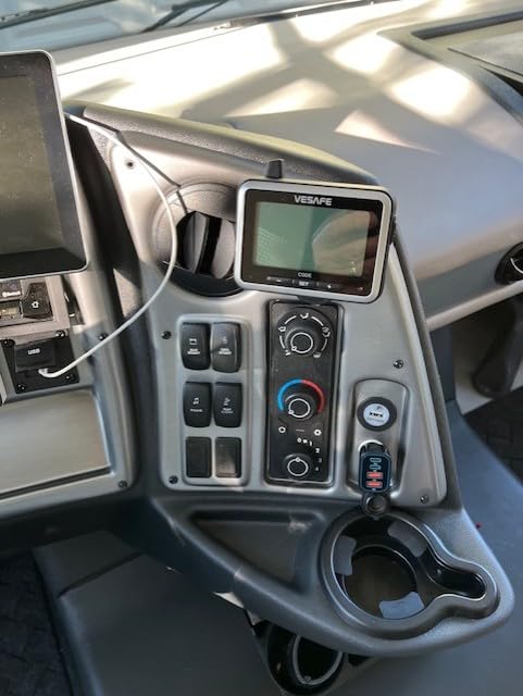 Vesafe TPMS, Wireless Tire Pressure Monitoring System for RV, Trailer, Coach, Motor Home, Fifth Wheel, Including a Signal Booster and 4 Anti-Theft sensors. customer photo 1