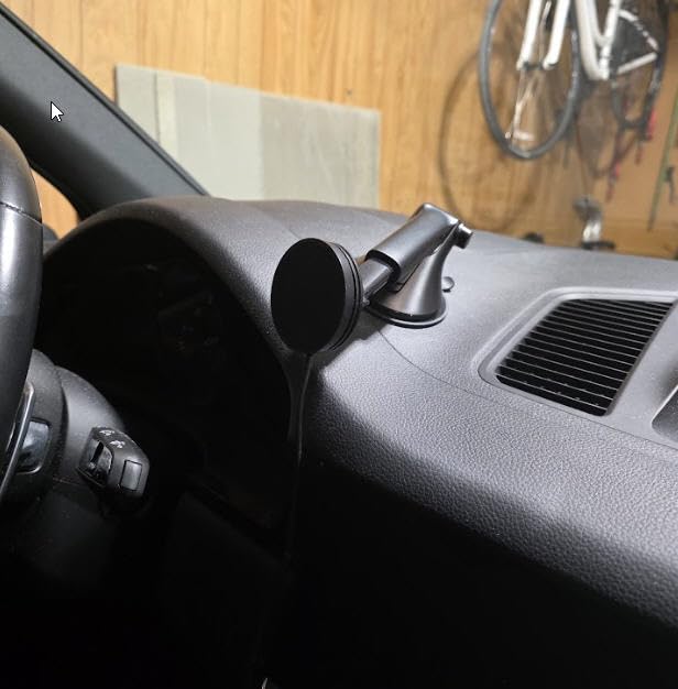 iOttie Velox Magnetic Wireless Charging Air Vent Car Phone Mount. Compatible with MagSafe iPhones including iPhone 12/13/14/15/16/17 Series (Car Charger Included) customer photo 1