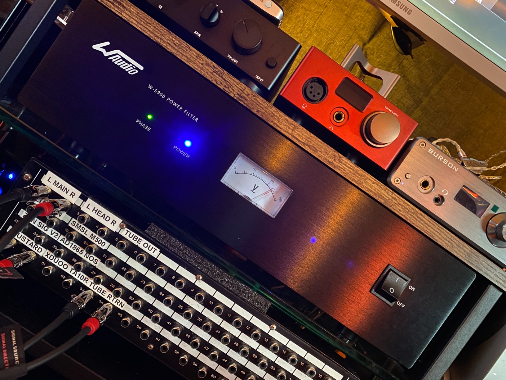 WAudio AC Noise Power Conditioner - Mains Purifier Audio Video Noise Filter Surge Protector with US Standard Sockets (Black) customer photo 1