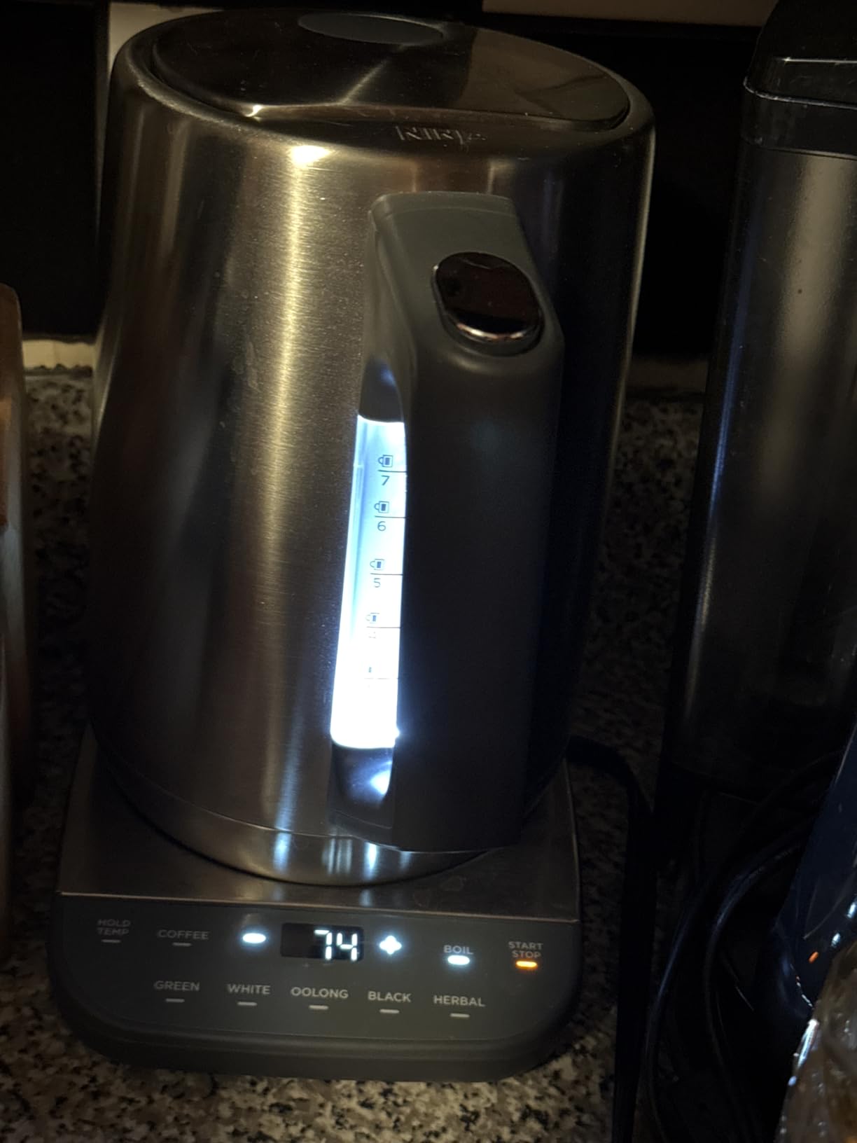 Ninja KT200 Precision Temperature Electric Kettle, 1500 watts, BPA Free, Stainless, 7-Cup Capacity, Hold Temp Setting, Silver customer photo 1