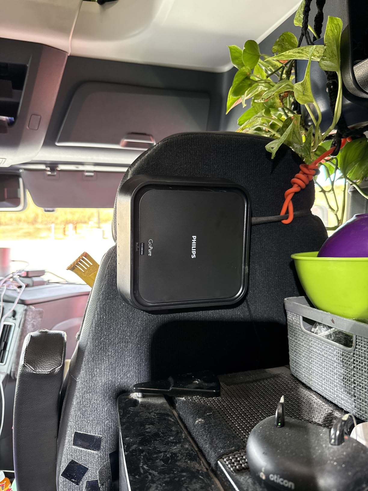 Philips GoPure GP5212 Automotive Air Purifier - Compact Car Air Cleaner with SelectFilter Plus, Removes 100+ Pollutants, Filters Allergens, Viruses, Bacteria, Exhaust & Odors customer photo 1