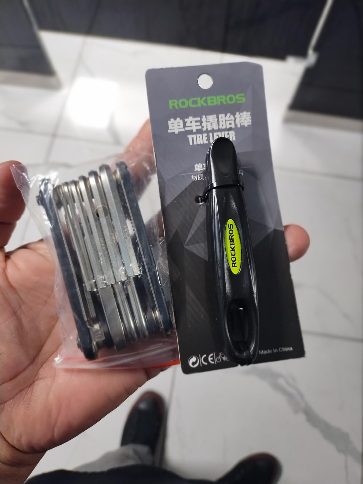 ROCKBROS 16 In 1 Multi-Function Bike Tool Kit - Portable Foldable Bike Multitool Cycling Tool Kit With Allen Wrench, Tire Levers customer photo 1