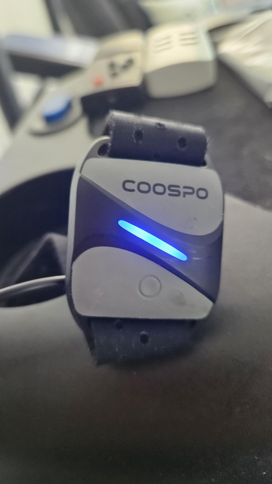 COOSPO Heart Rate Monitor Armband HW807, Bluetooth 5.0 ANT+ HRM with HR Zone LED Indicator, Tracking Heartbeat HRV for Fitness Training, Work with Peloton/Polar/Wahoo/Strava/DDP Yoga customer photo 1