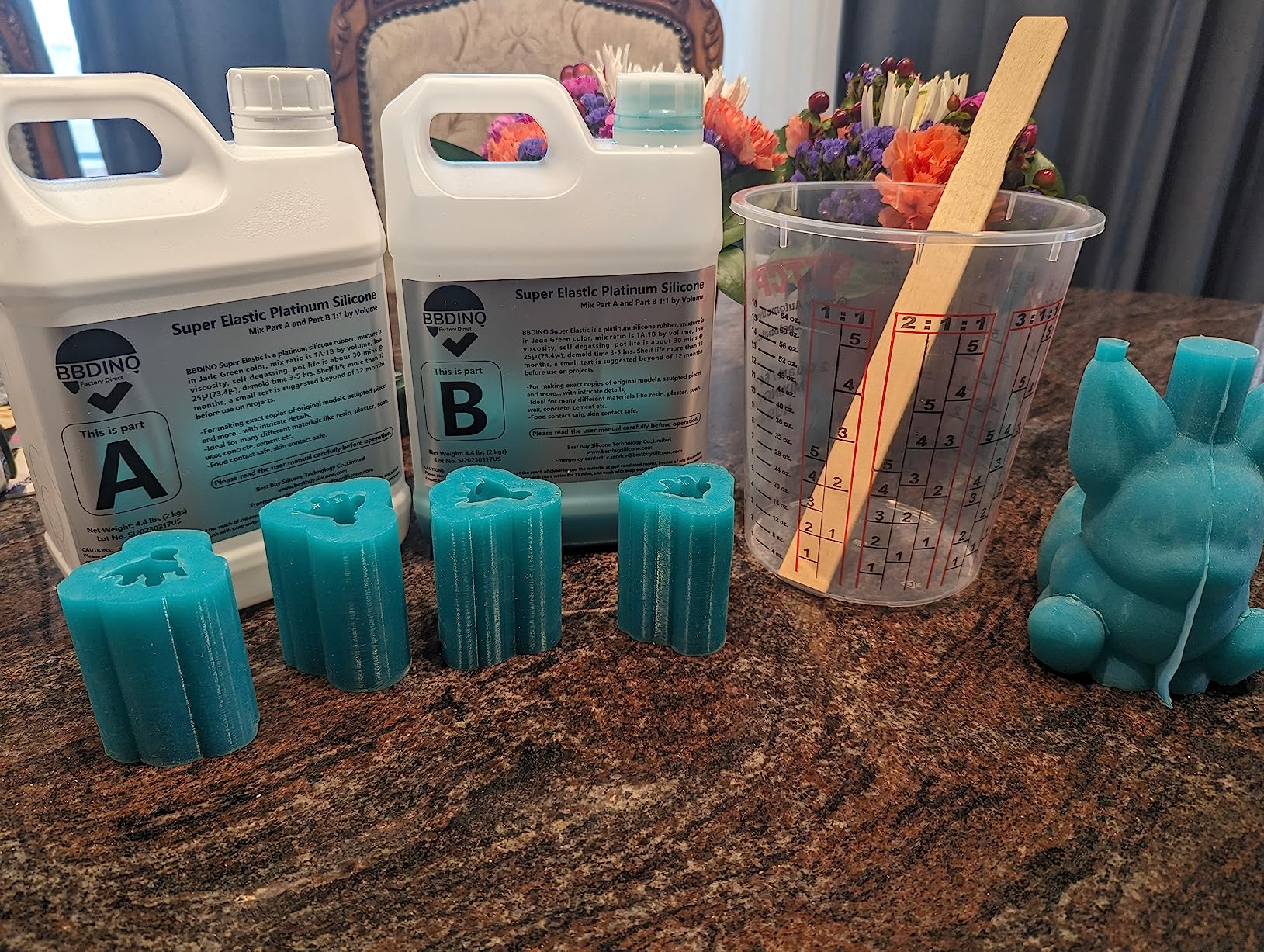 BBDINO Silicone Mold Making Kit, Super Elastic Liquid Silicon for Mold Making, N.W. 21.2 oz, 1:1 by Volume, Jade Green, Ideal for Casting Silicone Molds for Resin/Plaster/Wax/Jewelry etc. customer photo 2