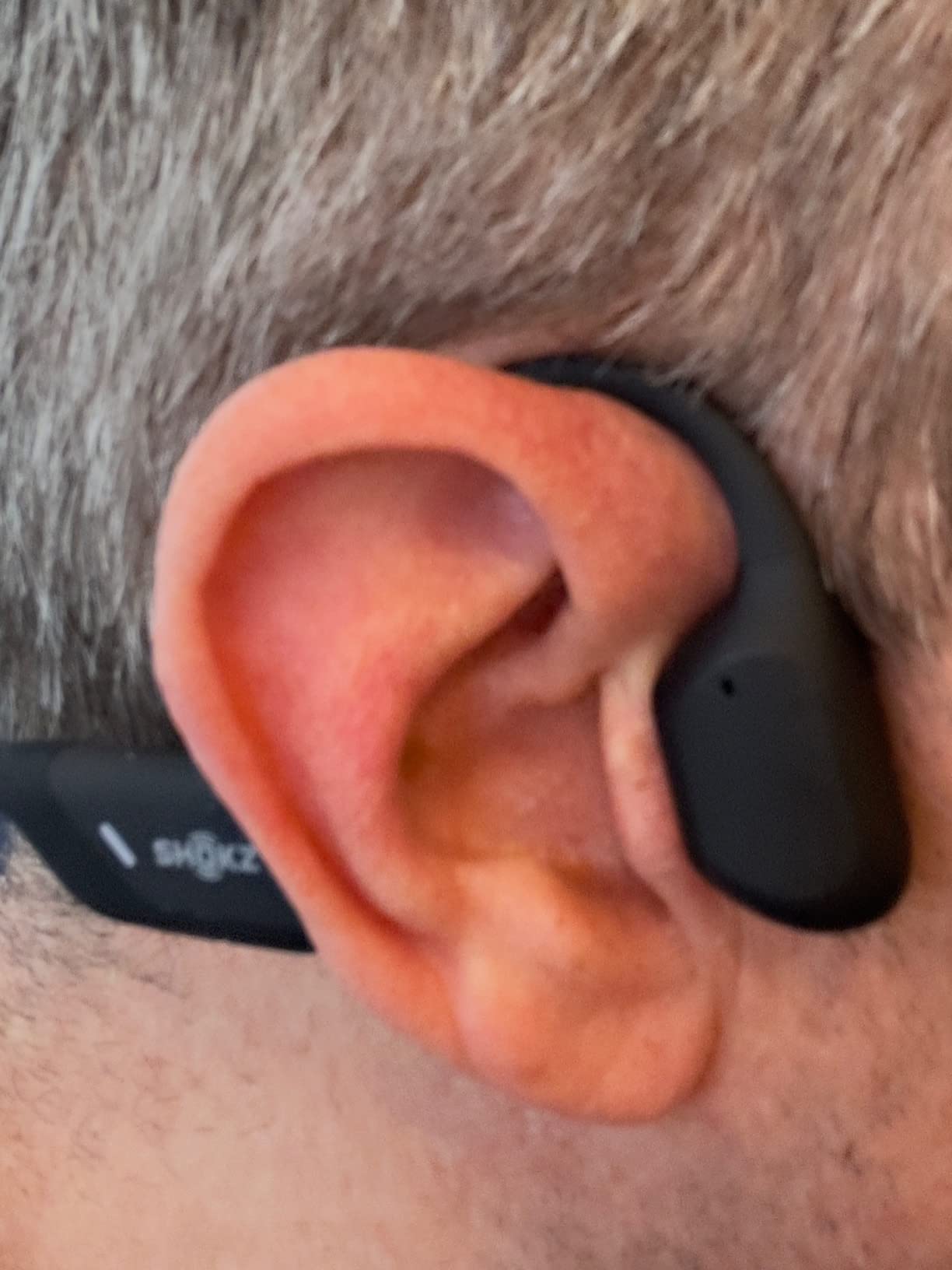 SHOKZ OpenRun Pro-Bone Conduction Headphones, Open-Ear Bluetooth Wireless Sport Headphones for Running and Workout, Sweat Resistant, Long Battery Life, Premium Deep Bass, Mic with Hair Band, Black customer photo 1