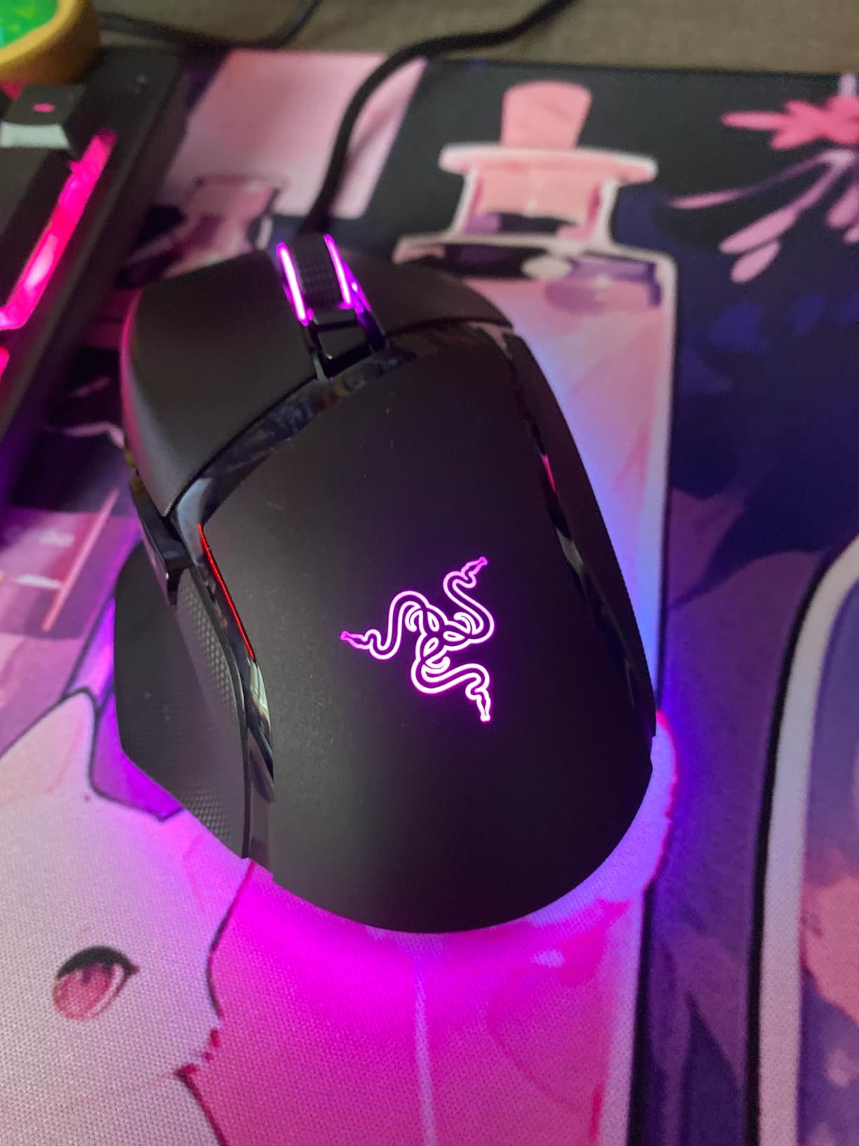 Razer Basilisk V3 Customizable Ergonomic Gaming Mouse: Fastest Gaming Mouse Switch - Chroma RGB Lighting - 26K DPI Optical Sensor - 11 Programmable Buttons - HyperScroll Tilt Wheel - Classic Black customer photo 2