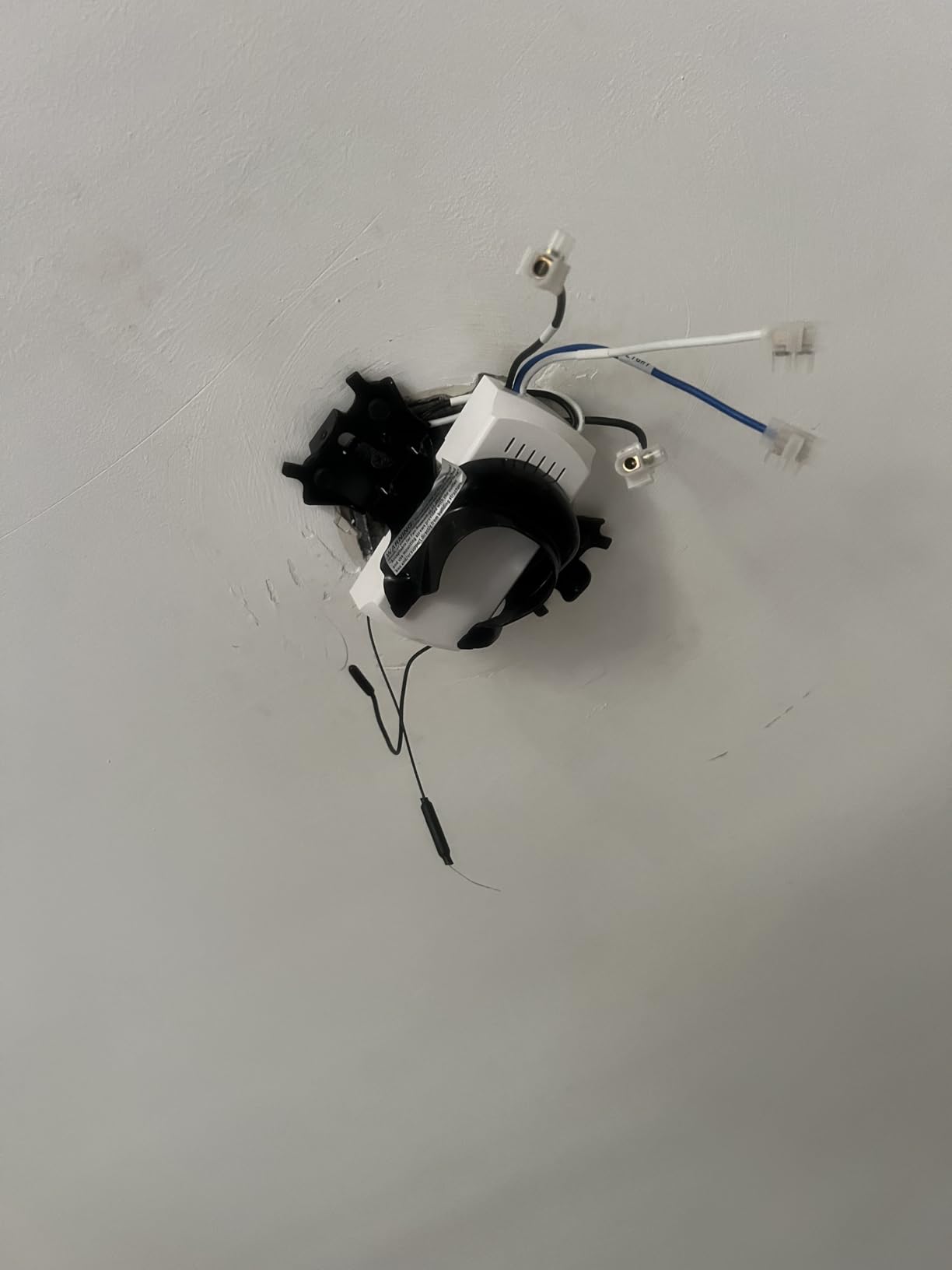 SONOFF iFAN04 WiFi Ceiling Fan Light Controller, APP Control&Remote Control, Compatible with Alexa & Google Home Assistant, No Hub Required(2.4G WiFi) customer photo 2