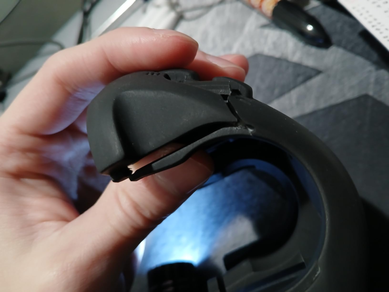 ByoWave Proteus Builder One-Handed Gaming Controller for PC, Steam Deck & Xbox Series X|S - Advanced Remapping & Macro Buttons, RGB Lighting, Ergonomic 3D Printed Shell - Neonpixels Limited Edition customer photo 2