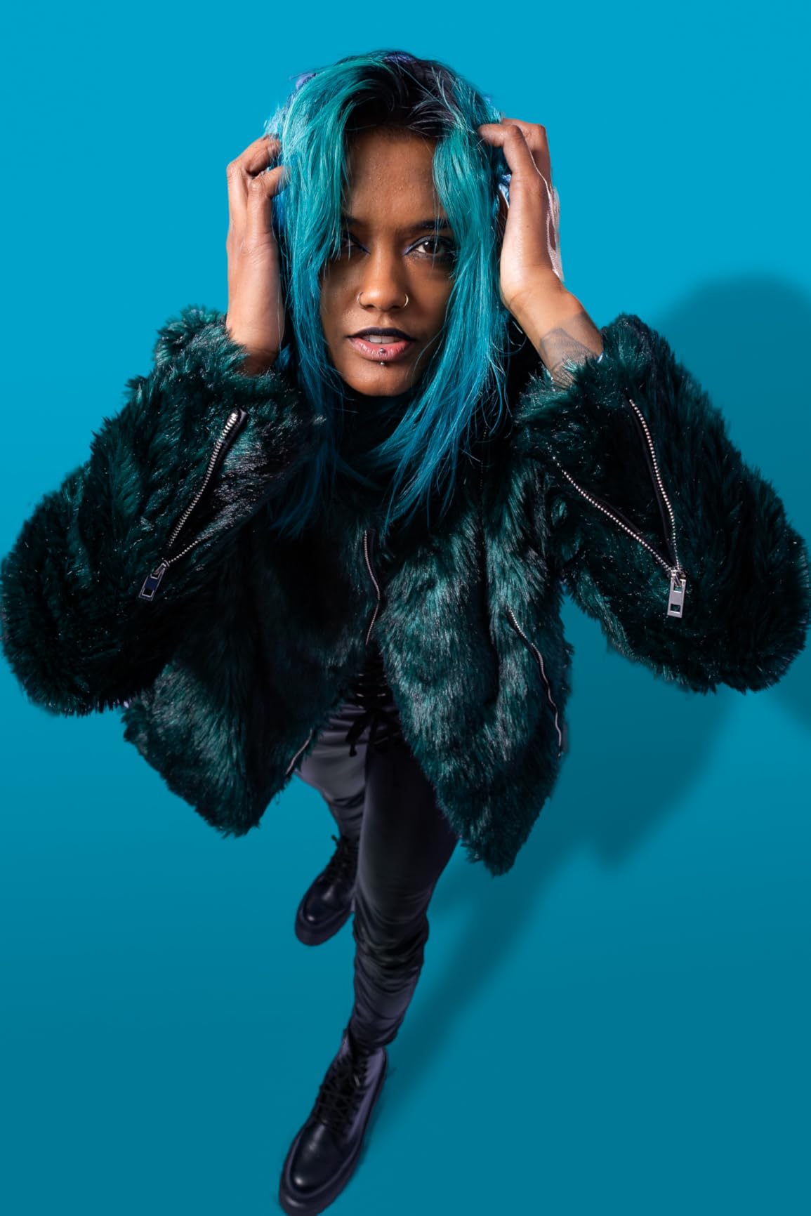 Canon RF16mm F2.8 STM Lens, Ultra Wide-Angle, Fixed Focal Length Prime Lens, Compatible with EOS R Series Mirrorless Cameras, Black customer photo 2