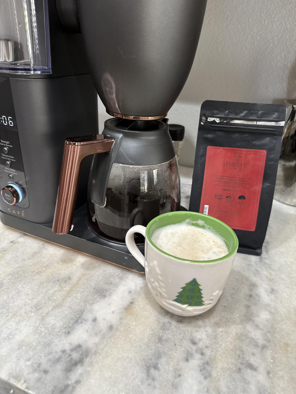 Café Specialty Drip Coffee Maker, 10-Cup Glass Carafe, WiFi Connected Smart Voice-to-Brew, Includes Reusable Filter Basket & Grounds Scooper, Barista-Quality Brew, SCA Certified, Matte Black customer photo 1