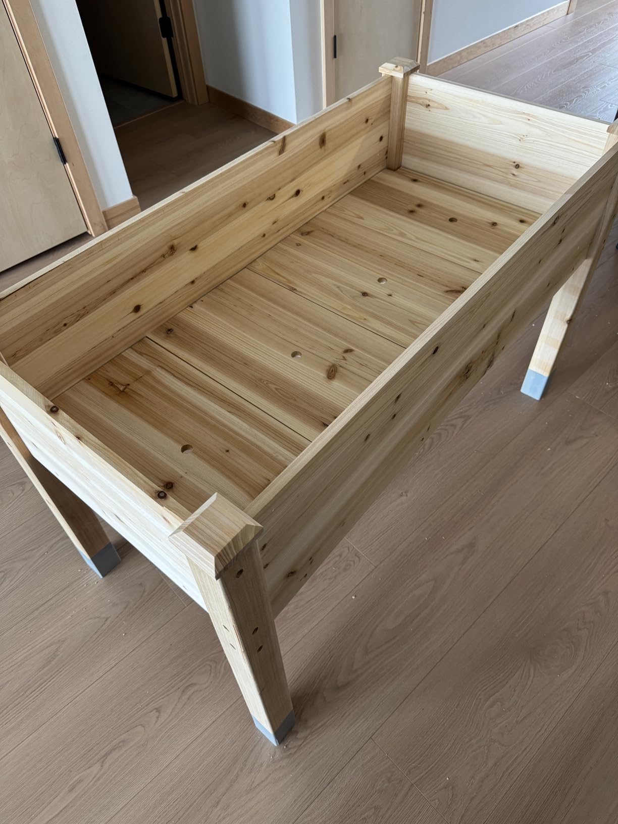 MIXC 331 lb Capacity Wooden Raised Garden Bed with Legs, 48x24x31 in. Elevated Reinforced Large Planter Box for Vegetable Flower Herb Outdoors customer photo 1