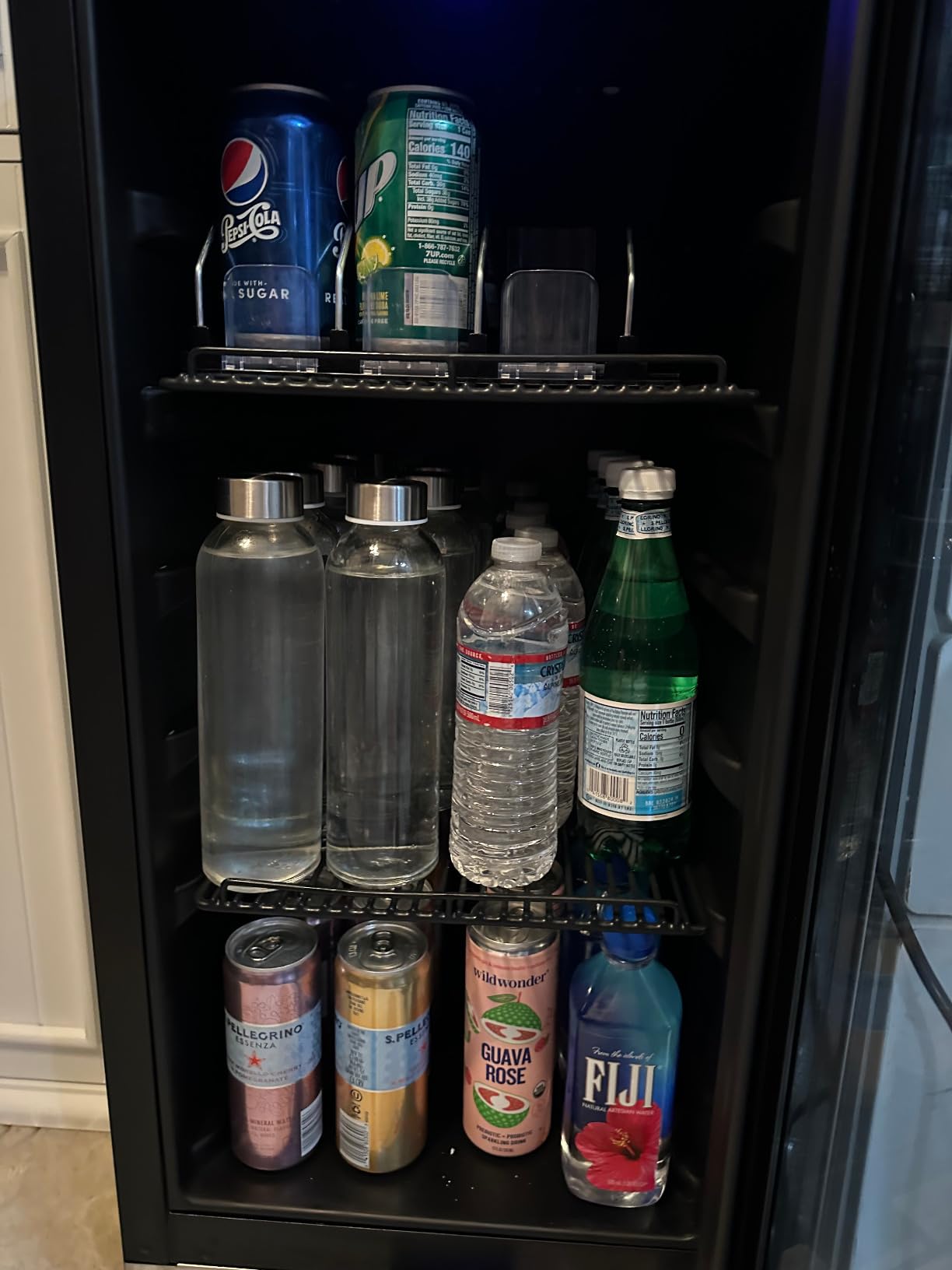 180 Bottles Wine Fridge 24 Inch Dual Zone Wine Cooler Refrigerator Freestanding Wine Refrigerator with Glass Door and Safety Lock, Large Wine Cellar for Home, Office, Kitchen customer photo 2