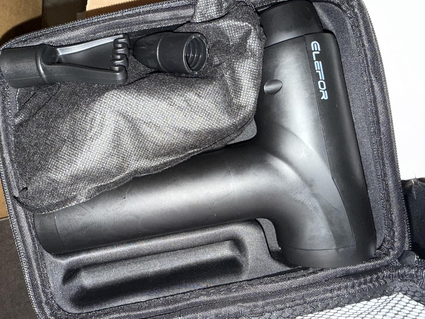 Elefor Massage Gun Deep Tissue,Percussion Back Massager Gun for Athletes Muscle Massage Gun for Pain Relief with 8 Massage Heads & 20 Speeds (Matte Black) customer photo 2