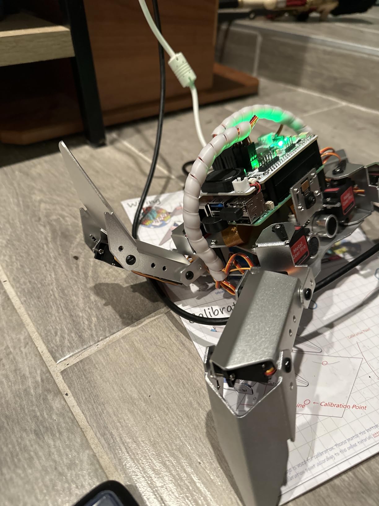 PiCrawler AI Robot Kit for Raspberry Pi 5/4/3B+/3B/Zero 2W, ChatGPT-4o Enabled with Voice Command & Video Recognition, App Control, FPV, Camera, Python&Scratch (RPi NOT Included) customer photo 2