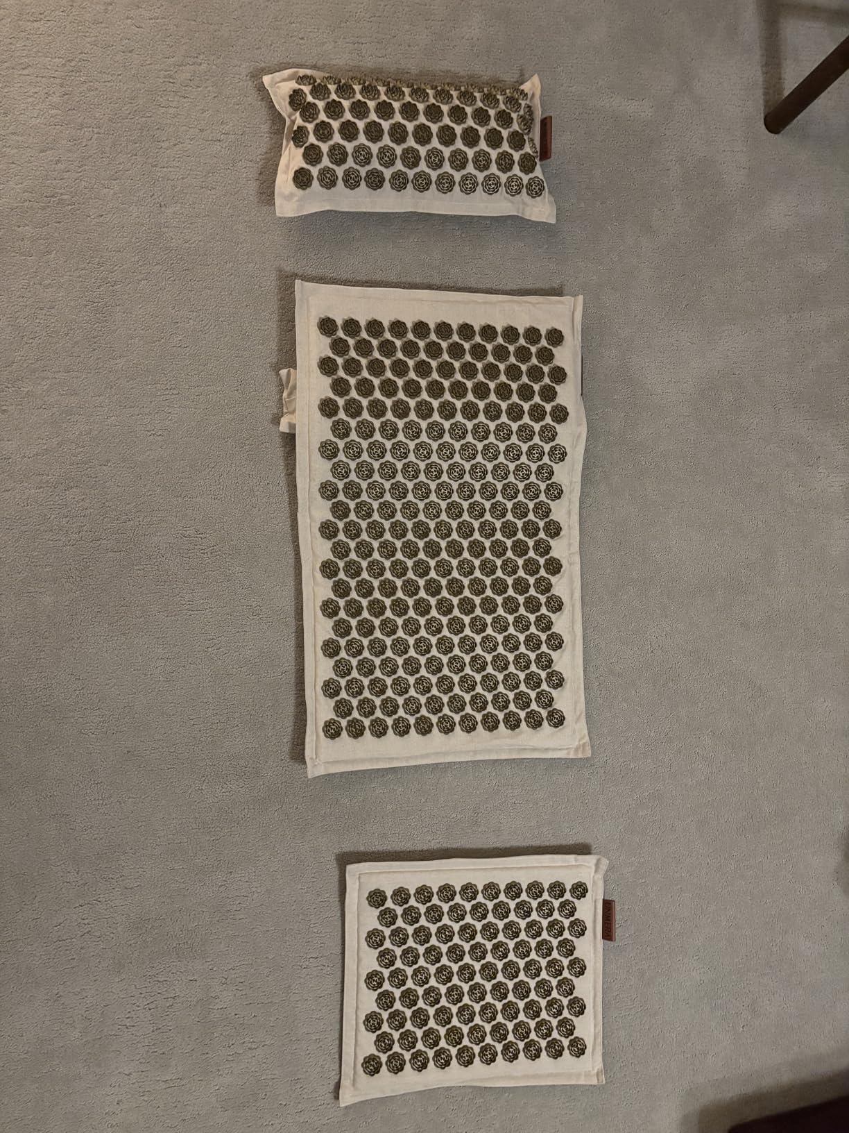 UNMERA Acupressure Mat and Pillow Set, Natural Eco Linen & Coconut Fiber Filling, for Back/Neck Pain Relief, Sciatic, Headache and Muscle Relaxation, Comes with Carrying Bag customer photo 1