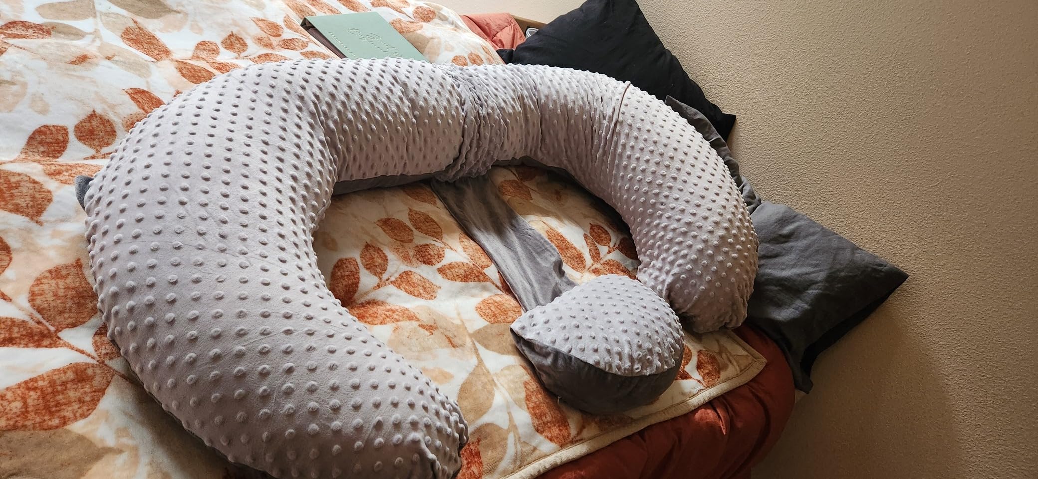 QUEEN ROSE Pregnancy Pillow E Shaped with Detachable Wedge, Adjustable Full Body Maternity Pillow for Sleeping, Dual-Sided Velvet Cover, 60 Inch Support for Side Sleepers, Grey customer photo 1