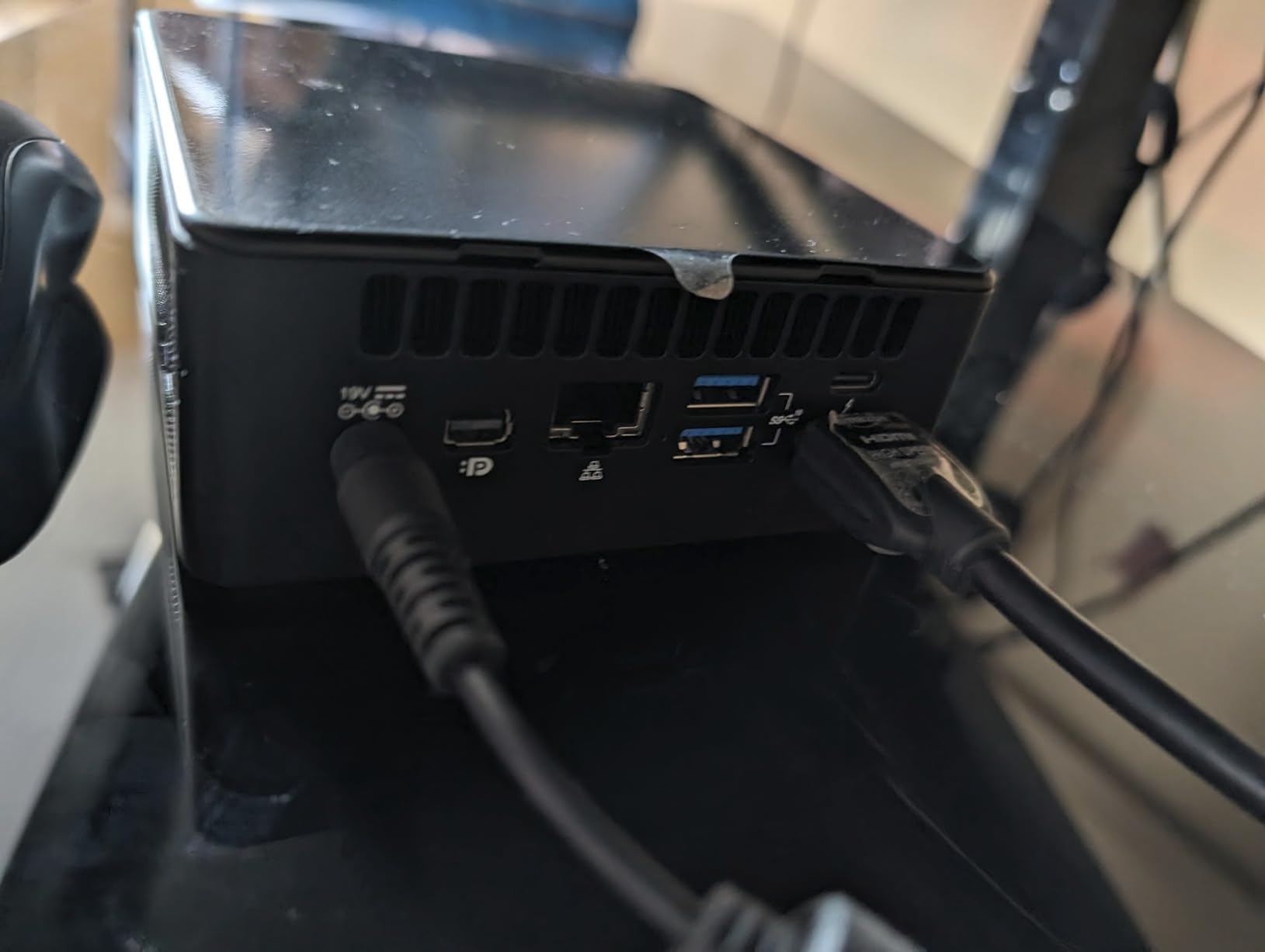 Intel NUC 11 NUC11PAHi7 Panther Canyon Mini PC, i7-1165G7, 32GB RAM, 1TB SSD, Mini Computers Windows 11 Pro for Business Home Office, Support 8K/WiFi 6/4K Quad Display/Bluetooth 5/Thunderbolt 3 customer photo 2
