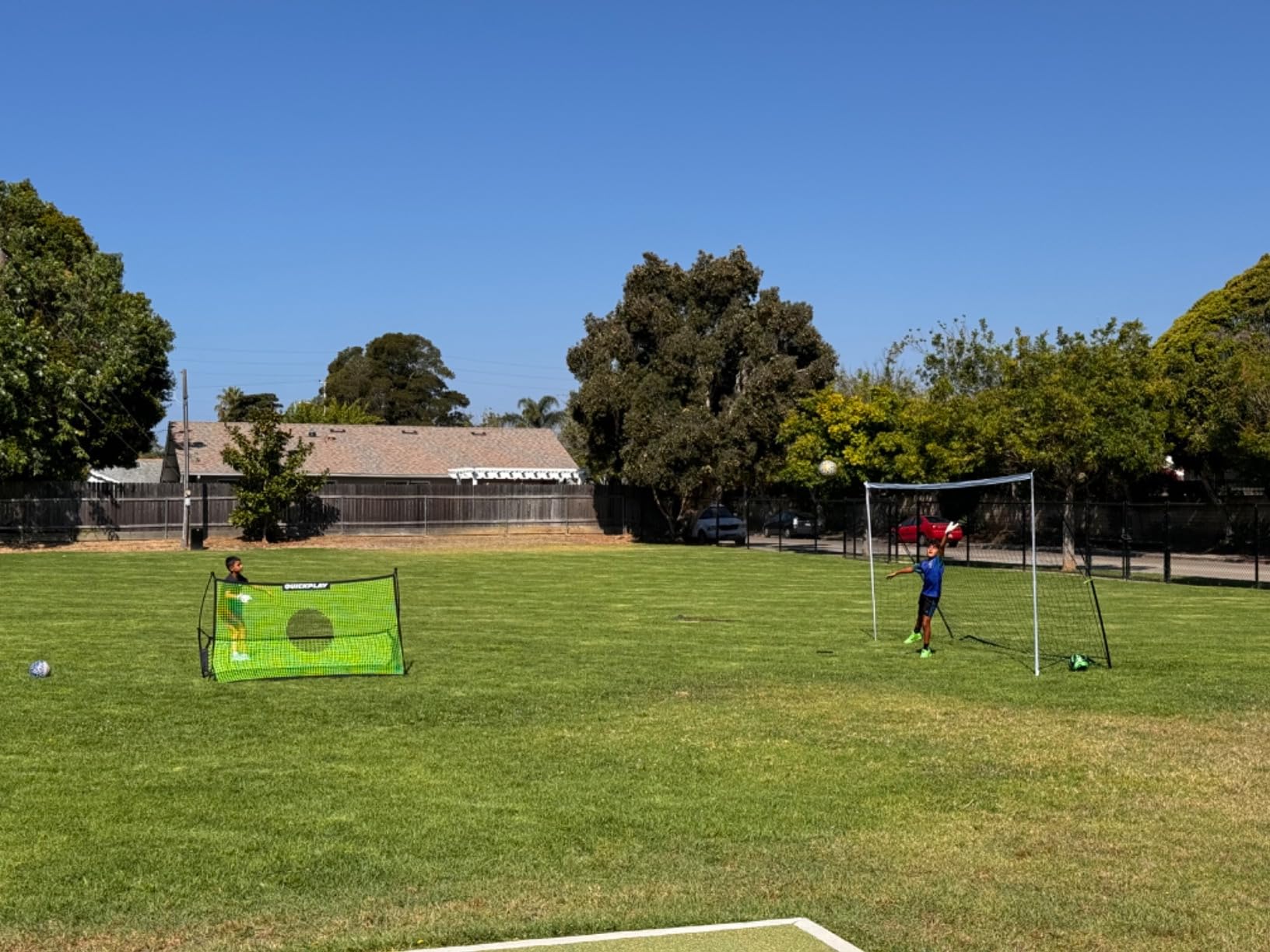 QUICKPLAY TEKKERS TRAINER Soccer Rebounder, 6.5x4' Spot & 6.5x1.5ft Ground Pass Nets, Alloy Steel, Fiberglass, Black, Green, Portable customer photo 2