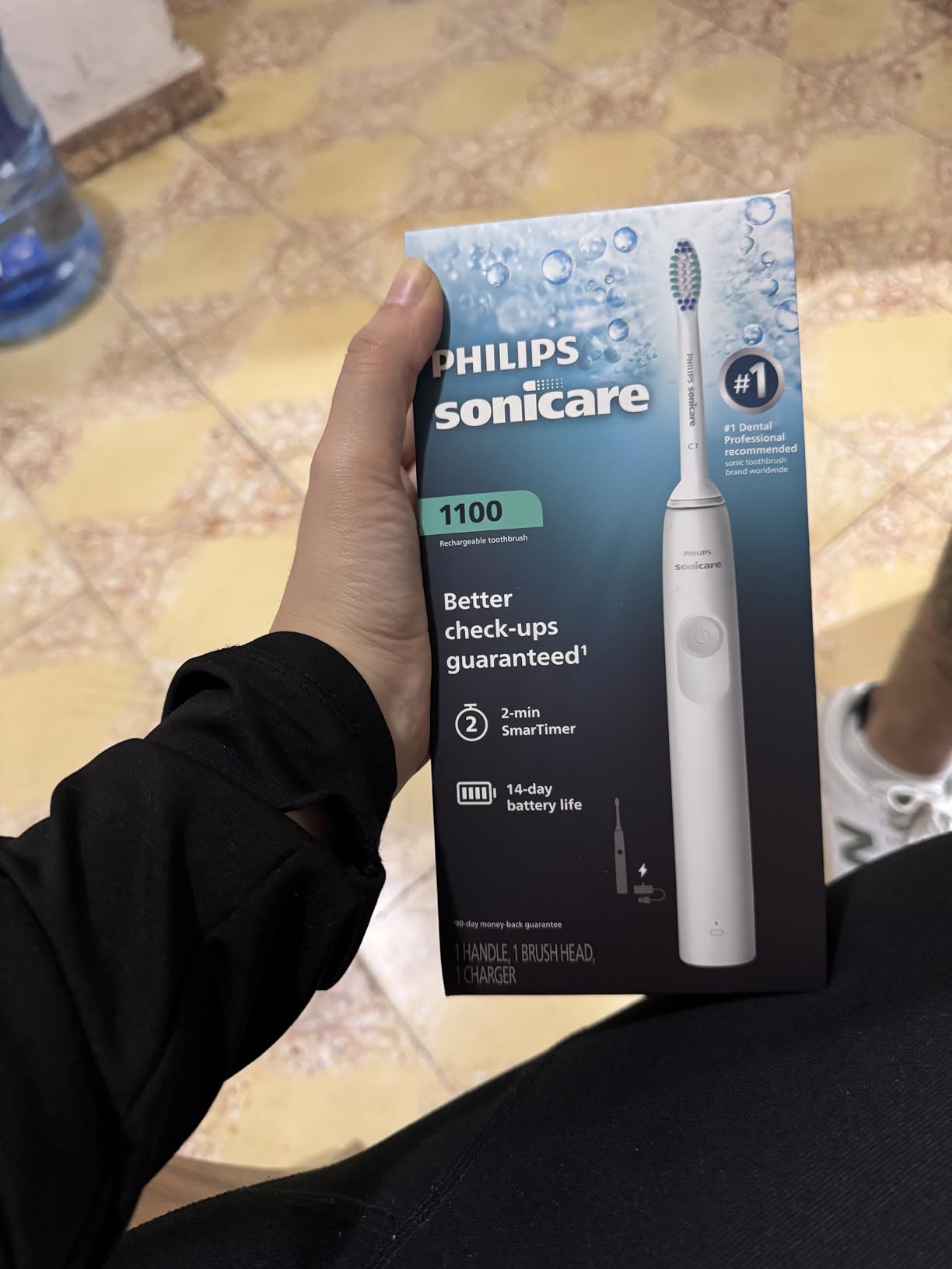Philips Sonicare 1100 Series Electric Toothbrush - Sonic Toothbrush with Advanced Sonic Technology, EasyStart, Smartimer & Quadpacer, White, Model HX3641/02 customer photo 2