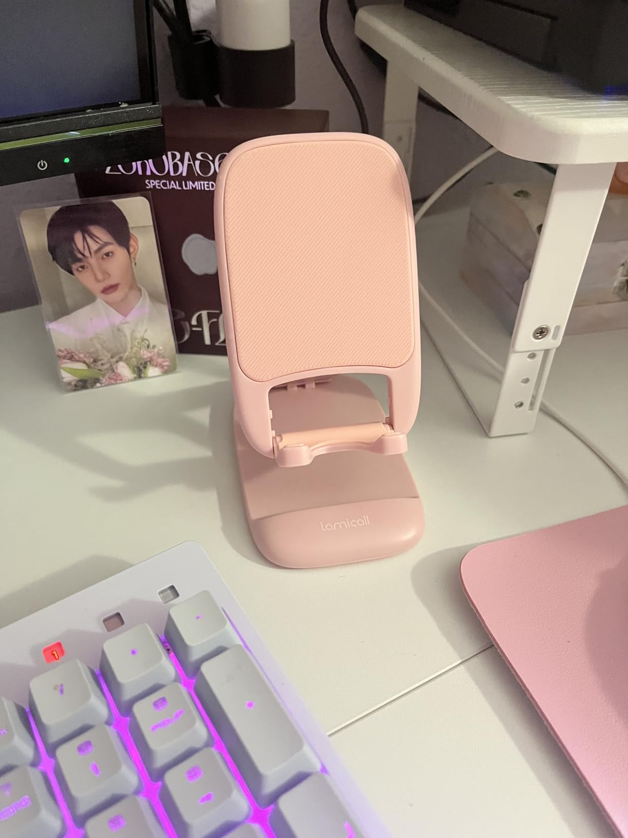 Lamicall Cell Phone Stand for Desk - [Height Adjustable] Foldable Mobile Phone Holder, Portable Stand for iPhone 17 16 15 14 13 12 11 Pro Max Plus Air, Galaxy S25, Telephone, Office Gift Accessories customer photo 2