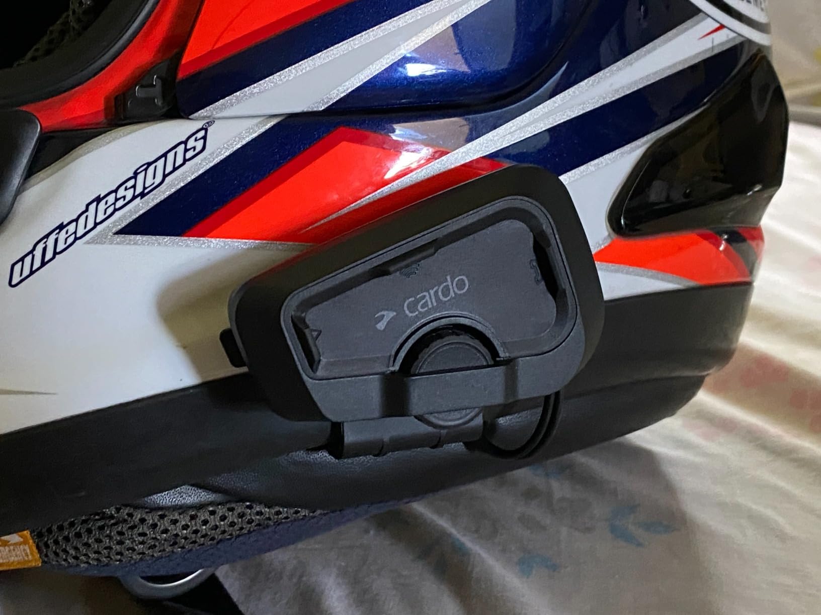 Cardo Systems FREECOM 2X Motorcycle 2-Way Helmet Bluetooth Communication System Headset Intercom, Universal Bluetooth Connectivity, Waterproof, 40mm Speakers - Single Pack customer photo 1