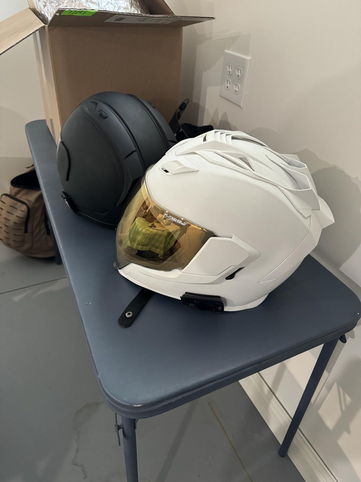 Cardo Systems FREECOM 4X Motorcycle 4-Way Helmet Bluetooth Communication System Headset Intercom, Universal Bluetooth Connectivity, Waterproof, 40mm Speakers - Single Pack customer photo 2