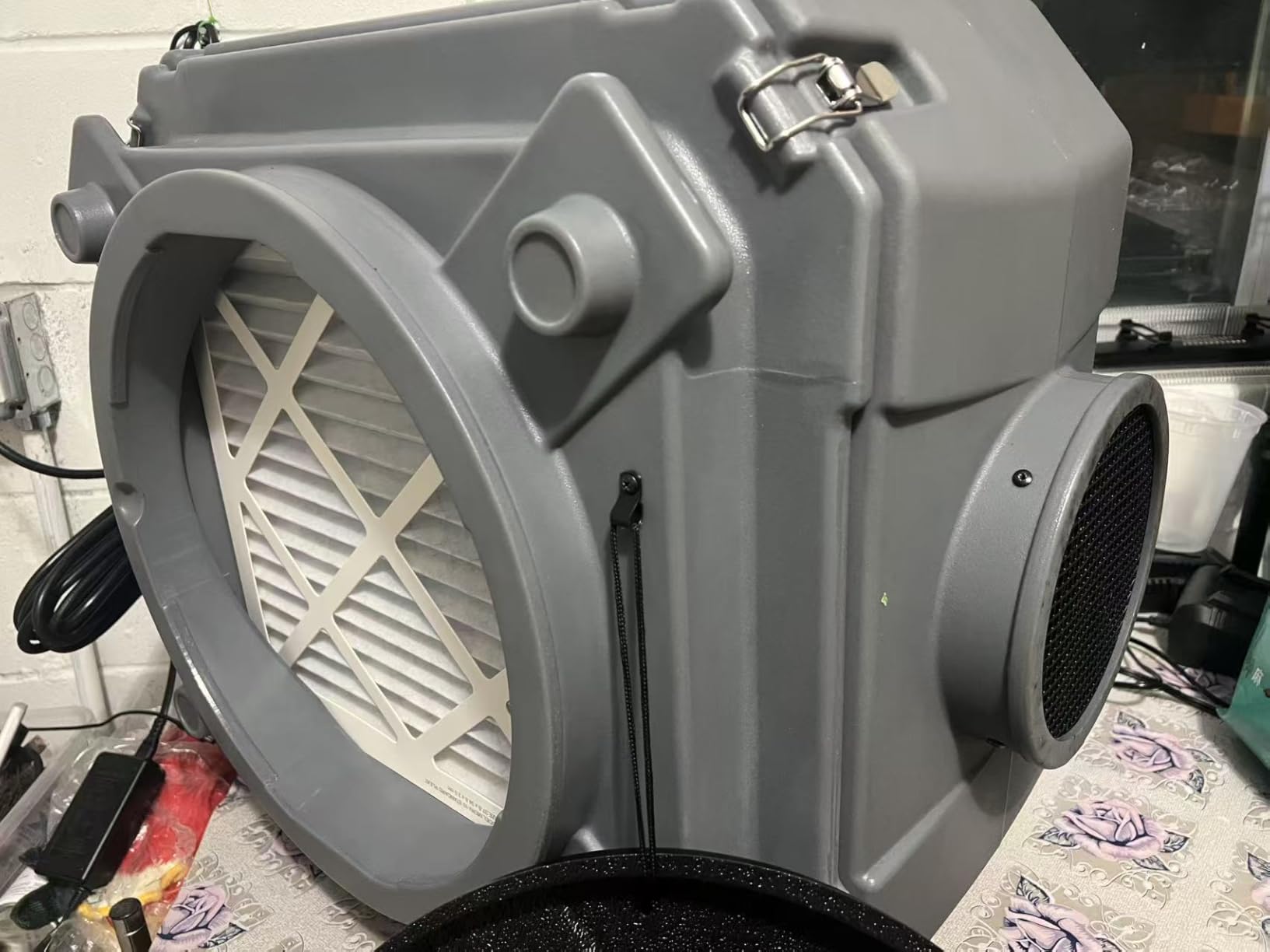 Abestorm Air Scrubber, Negative Air Machine with 3-Stage Filtration & 16 Inch Air Inlet for Home, Industrial and Commercial Air Purifier, MEVR-10 & HEPA/Activated Carbon Filters, 550 CFM, Gray customer photo 1