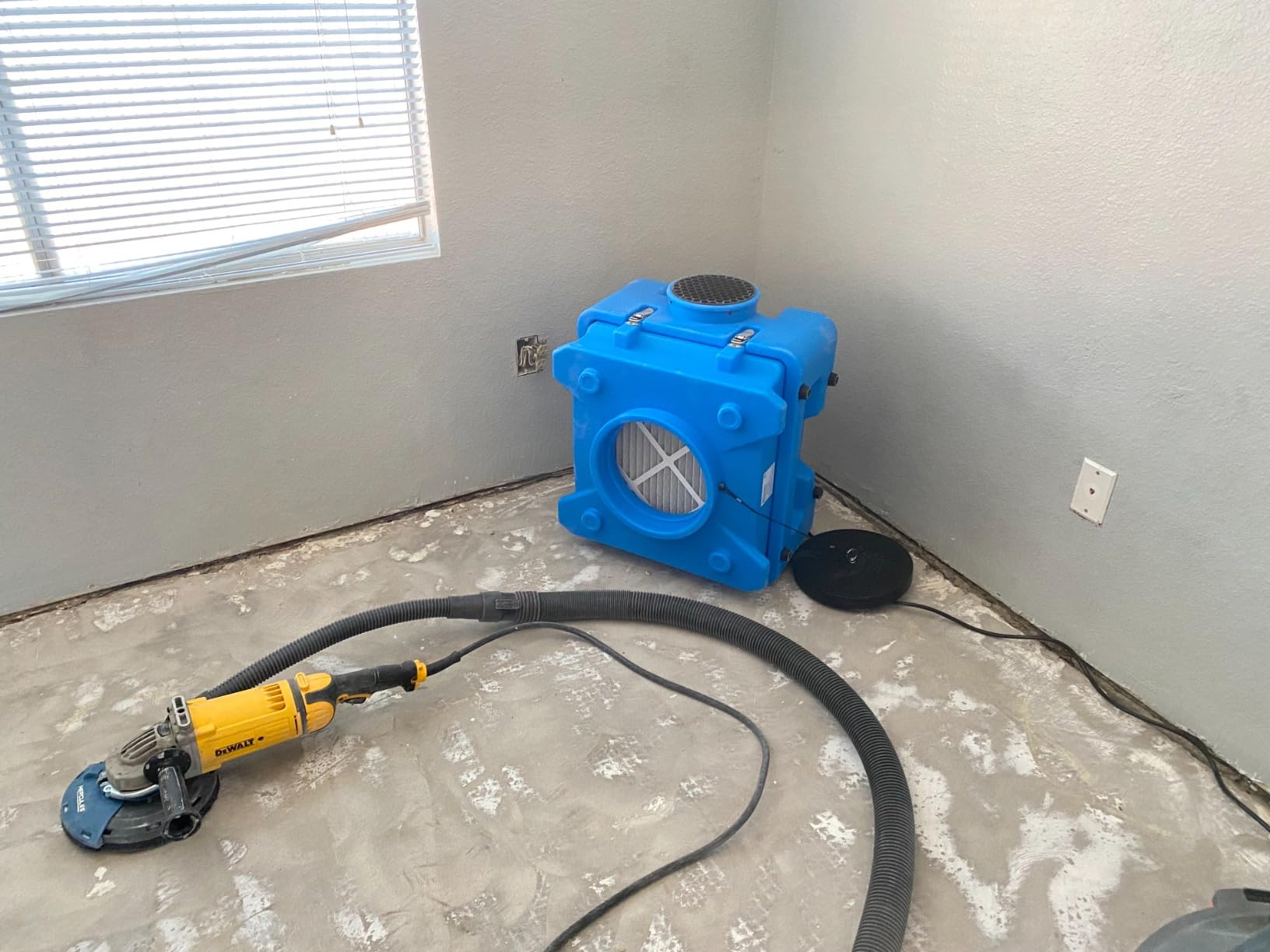 CADPXS Shield-550 Negative Machine Airbourne Cleaner HEPA Scrubber Water Damage Restoration Equipment Air Purifier customer photo 2