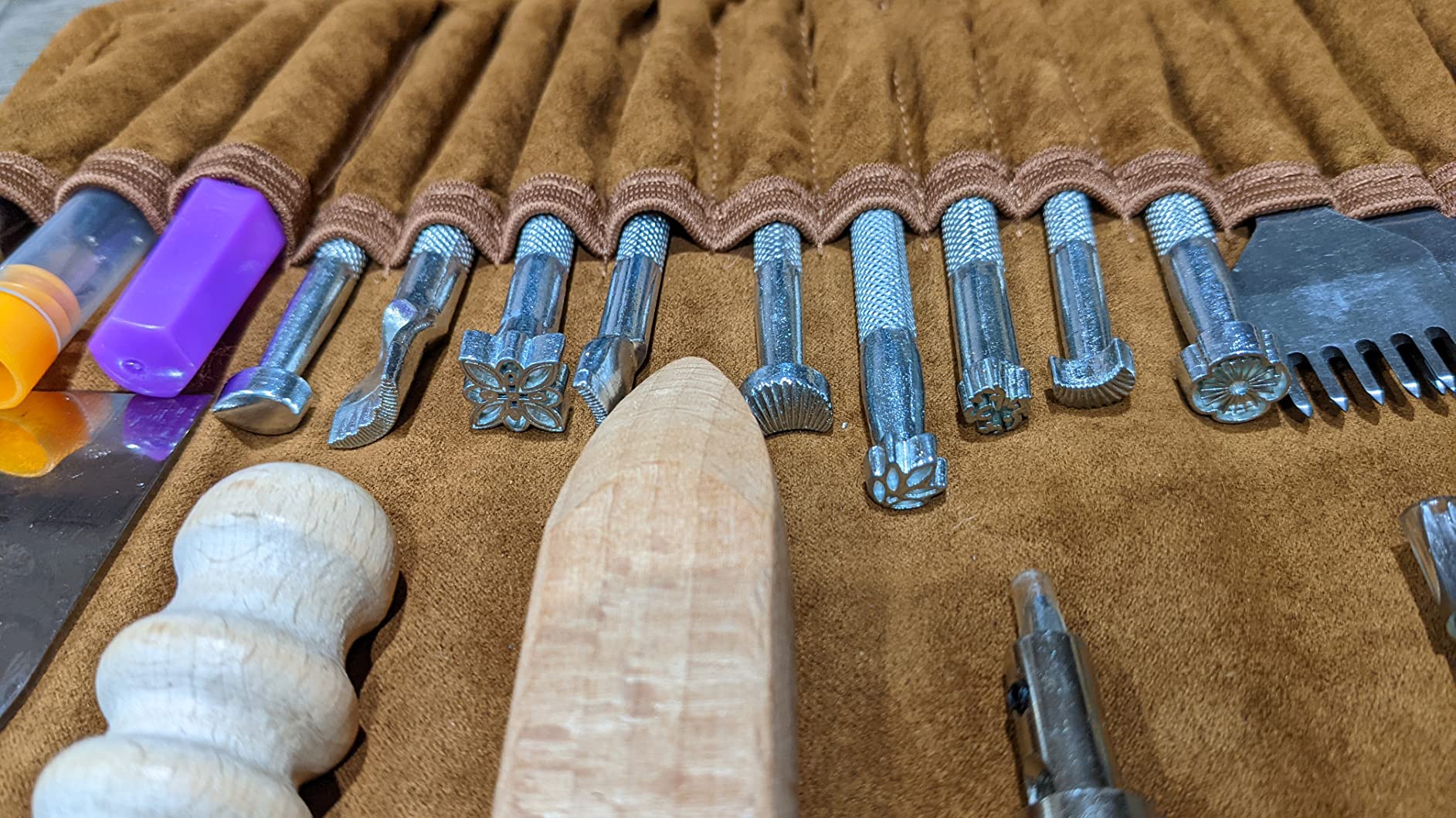 Leather Working Tools Leather Craft Tools for Carving Stamping Sewing Punching Cutting with Custom Storage Bag Professional Tooling Kit for Crafting, Repair & DIY Projects customer photo 1