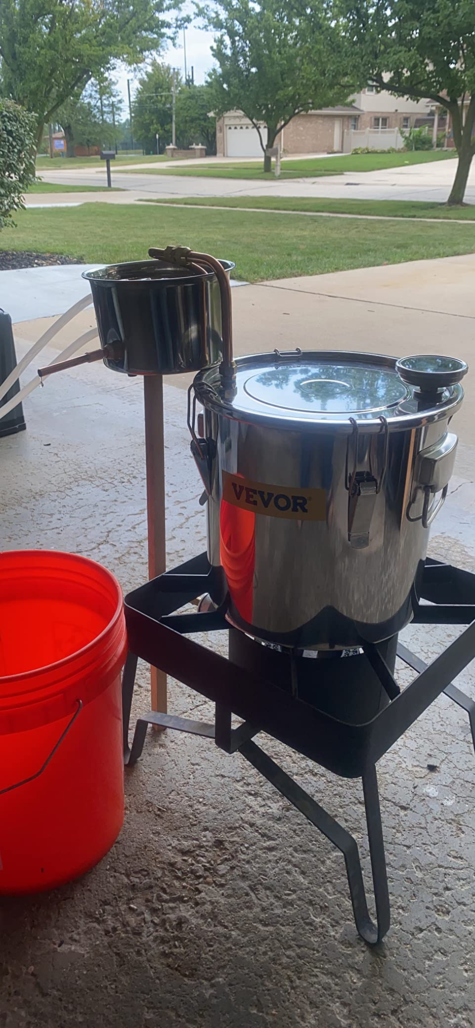 VEVOR Alcohol Still 3Gal/12L Alcohol Distiller Stainless Steel Distillery Kit for Alcohol With Copper Tube Home Brewing Kit Build-in Thermometer for DIY Whisky Wine Brandy customer photo 1