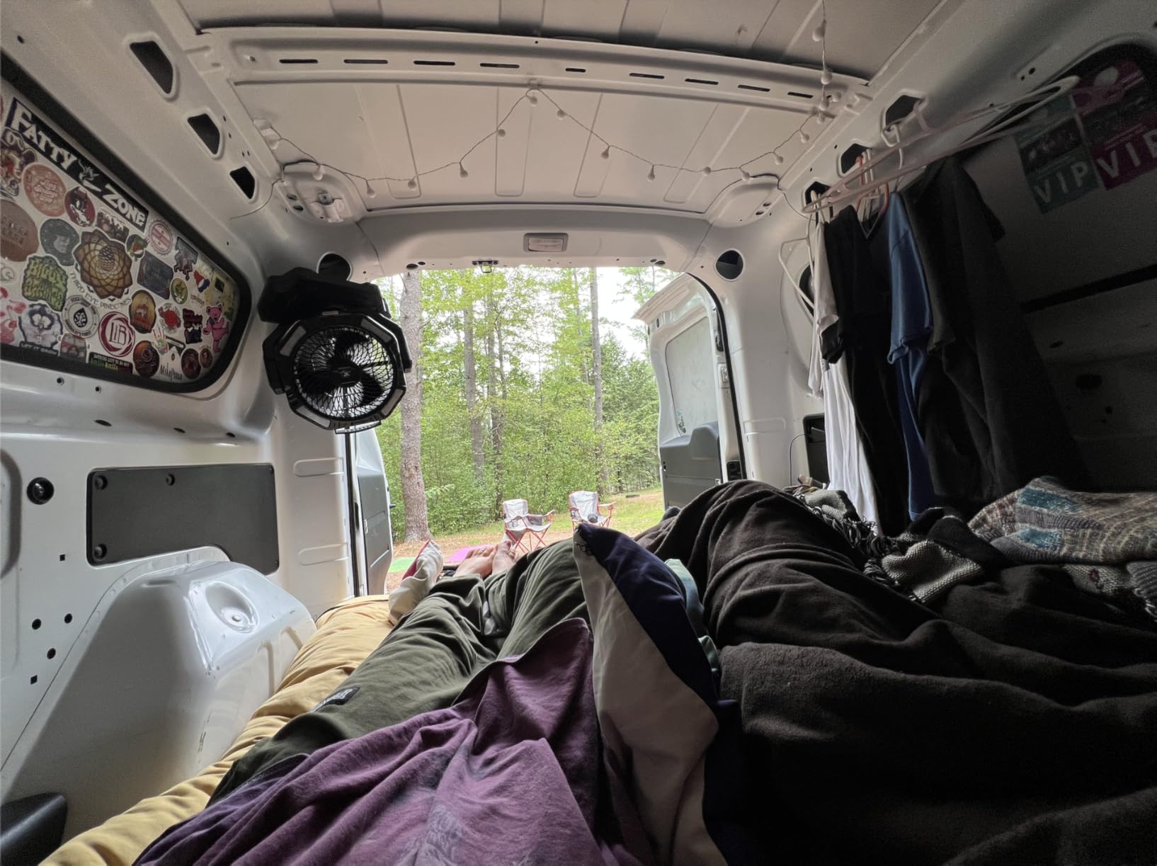 KITWLEMEN 20000mAh Battery Powered Camping Fan - 58H Max Cooling, Rechargeable Battery Operated Desk Fan with 4 Speeds, Bright Light & Hanging Hook, Portable for Tent Outdoor Hurricane Power Outage customer photo 2