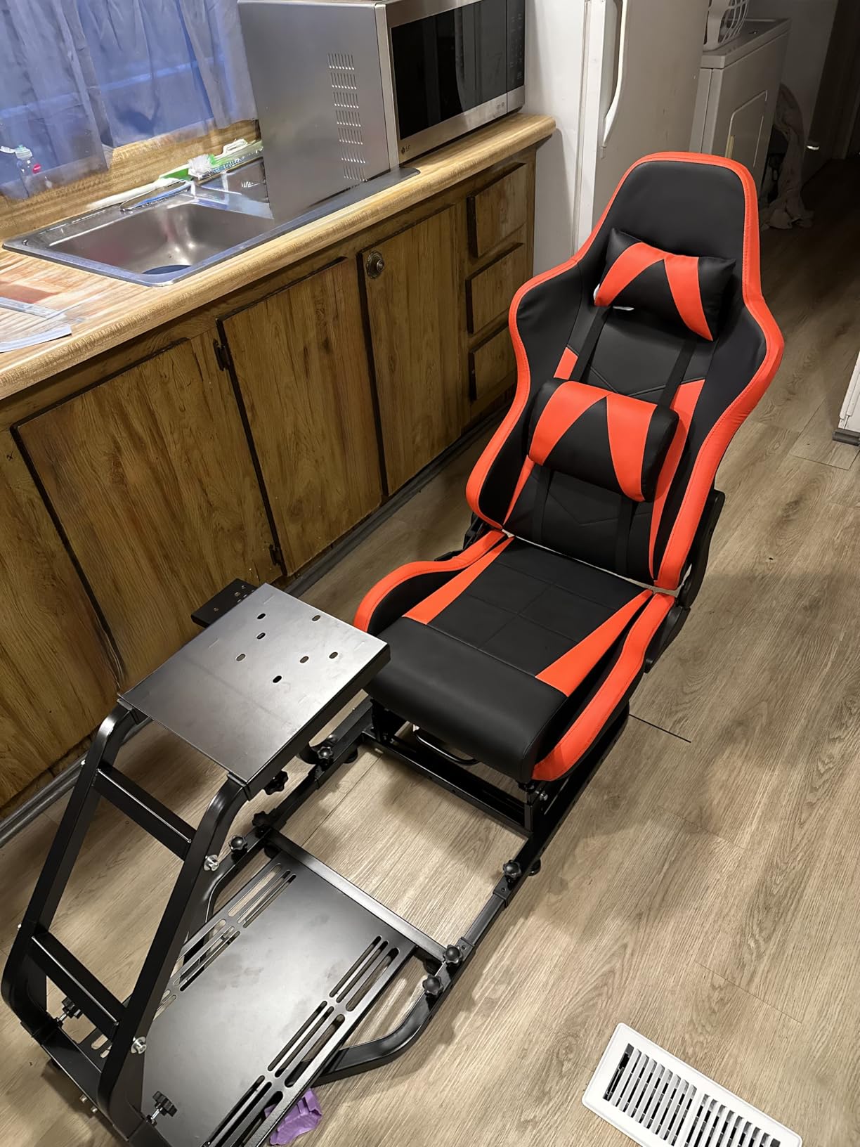 Dardoo G29 Adjustable Gaming Sim Cockpit With Red Seat Fit for Logitech G920 G923, for Thrustmaster T300 Racing Steering Wheel Stand, Not Including Steering Wheel Pedal and Handbrake customer photo 1