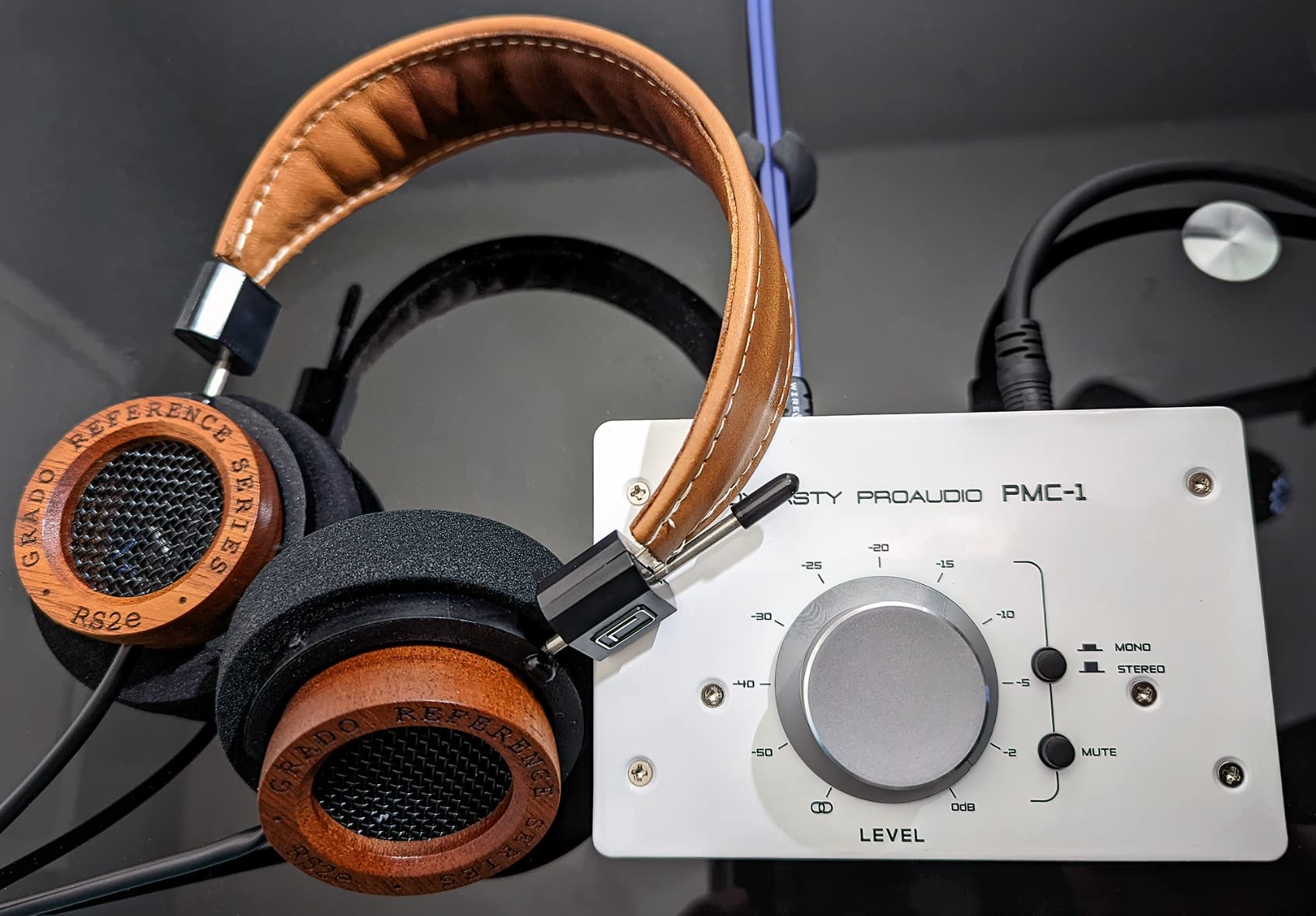 DYNASTY PROAUDIO PMC-2 Premium Passive 2 x 2 Studio Monitor Volume Controller customer photo 2