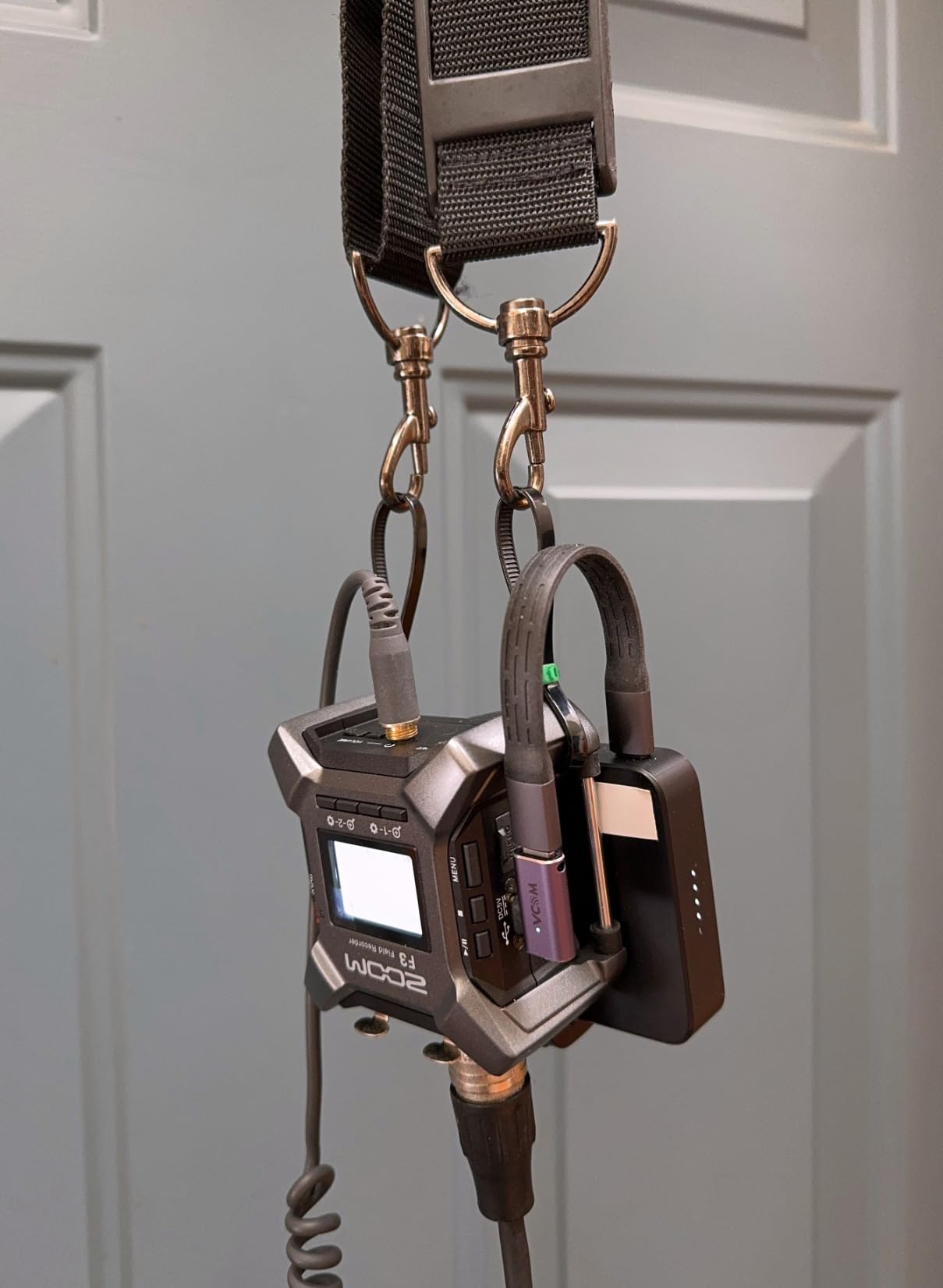 Zoom F3 Professional Field Recorder for Filmmakers & Musicians, 32-Bit Float customer photo 1