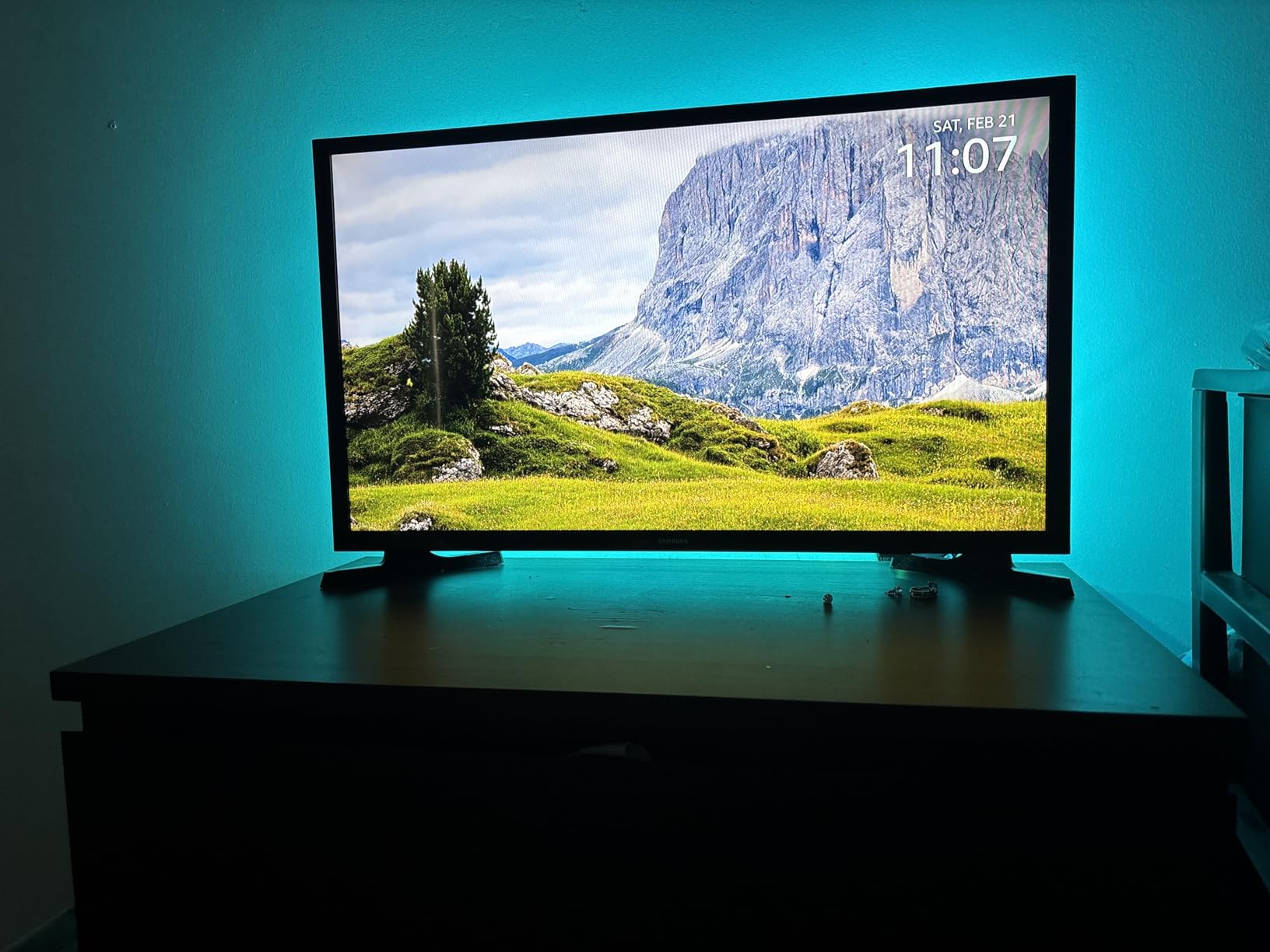 MATICOD RGB LED TV Strip USB Lights for Backlight and Behind, App Remote Control, Music Sync, Multicolor, 9.84FT for 32