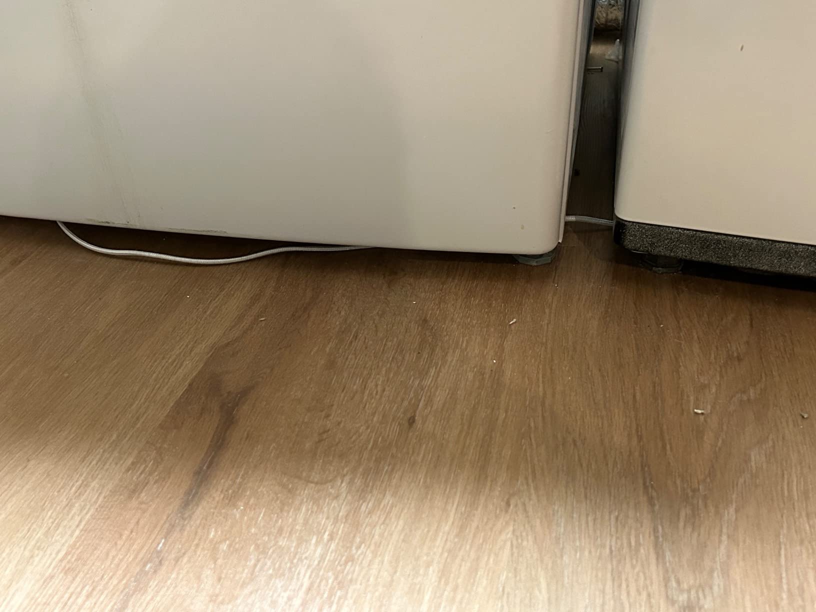 Eve Water Guard - Smart Home Water Leak Detector, 6.5 ft Sensing Cable, 100 dB Siren, (Apple HomeKit), App Notifications, Bluetooth, Thread customer photo 2