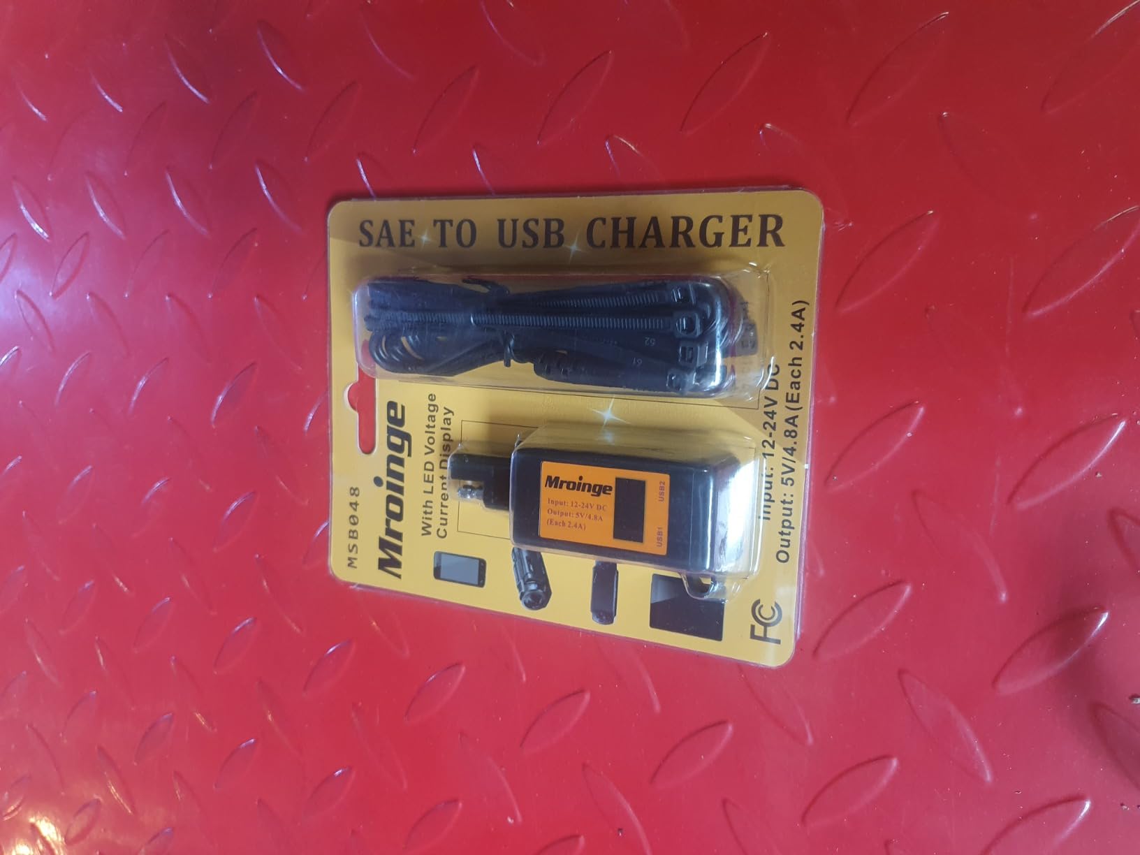 Mroinge 6.8A SAE to USB Adapter Dual Port QC3.0/2.0 Fast Charge customer photo 1