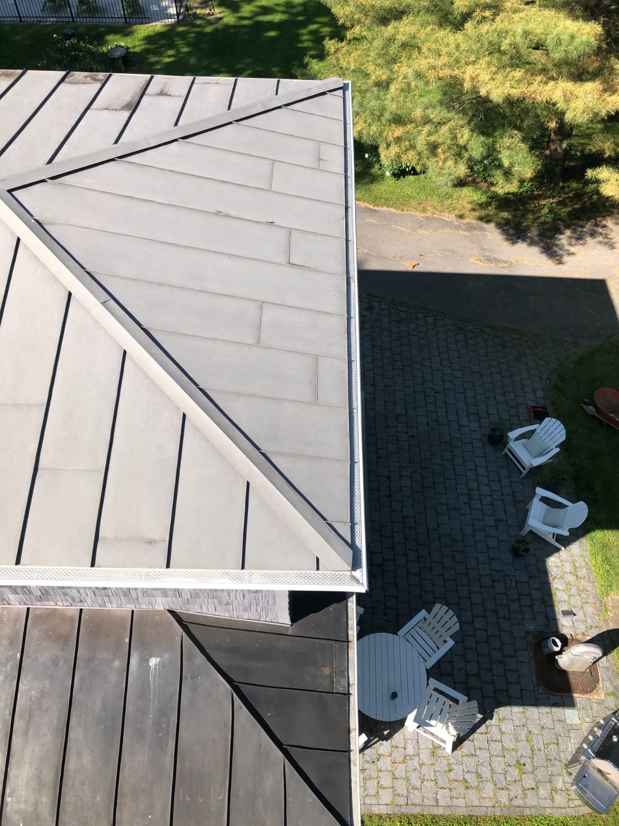 Micromesh 5 inch Gutter Guards Leaf Protection, 25 Feet White, Stainless Steel Mesh, Aluminum Gutter Covers, Contractor Grade Gutter Guard from Manufacturer customer photo 2