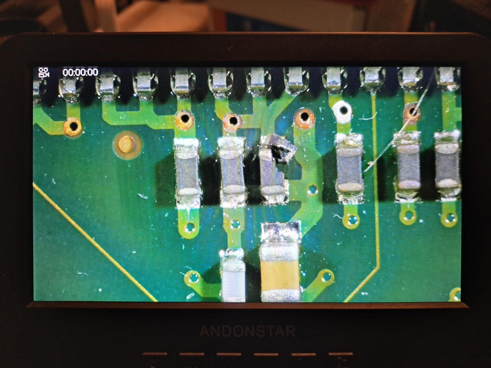 Andonstar AD246S-M HDMI Digital Microscope 2000x for Adults, 3 Lens 2160P UHD Video Record, 7 Inch LCD Soldering Microscope for Electronics Repair, Error Coins, Pro Boom Arm Stand, Windows Compatible customer photo 1