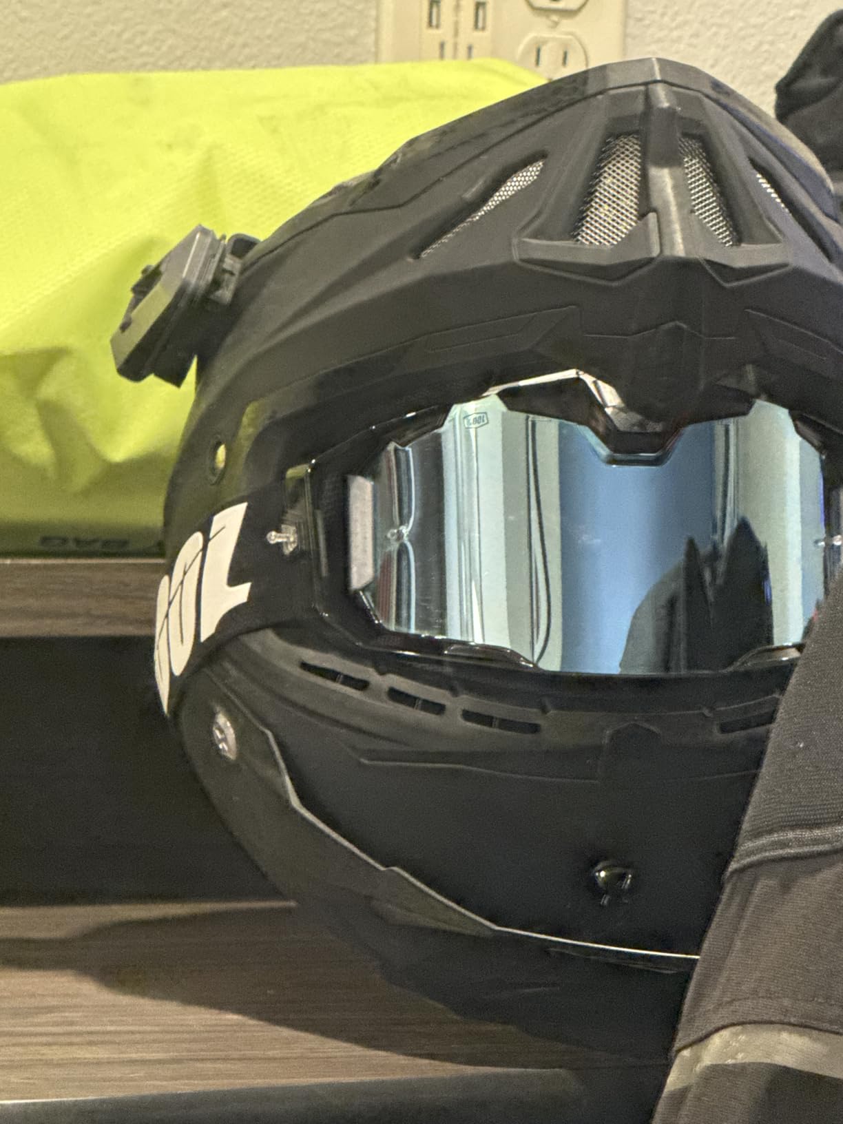 Cardo PACKTALK EDGE Motorcycle Bluetooth Communication System Headset Intercom - Single Pack customer photo 1