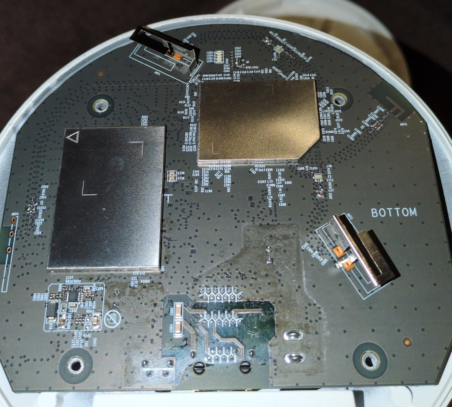 TP-Link EAP610 Omada Business WiFi 6 AX1800 Wireless Gigabit Access Point - Support Mesh, OFDMA, Seamless Roaming & MU-MIMO, SDN Integrated, Cloud Access & Omada App, PoE+ Powered, White, Dual-Band customer photo 1