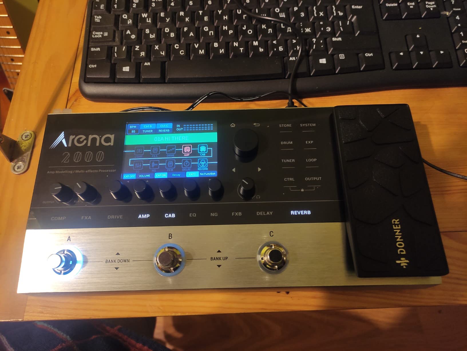 Donner Arena 2000 Guitar Multi-Effects Pedal with 278 Effects, 100 IRs, Looper, Drum Machine, Amp Modeling, XLR and MIDI Support customer photo 2