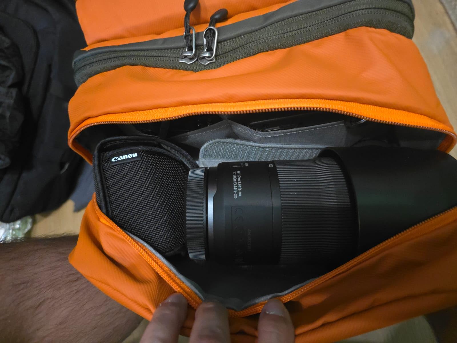 K&F CONCEPT Camera Backpack, Camera Bags for Photographers Large Capacity Camera Case with Raincover,15-15.6 Inch Laptop Compartment Compatible for Canon/Nikon/Sony/DJI Mavic Drone(Backpack 20L) customer photo 2