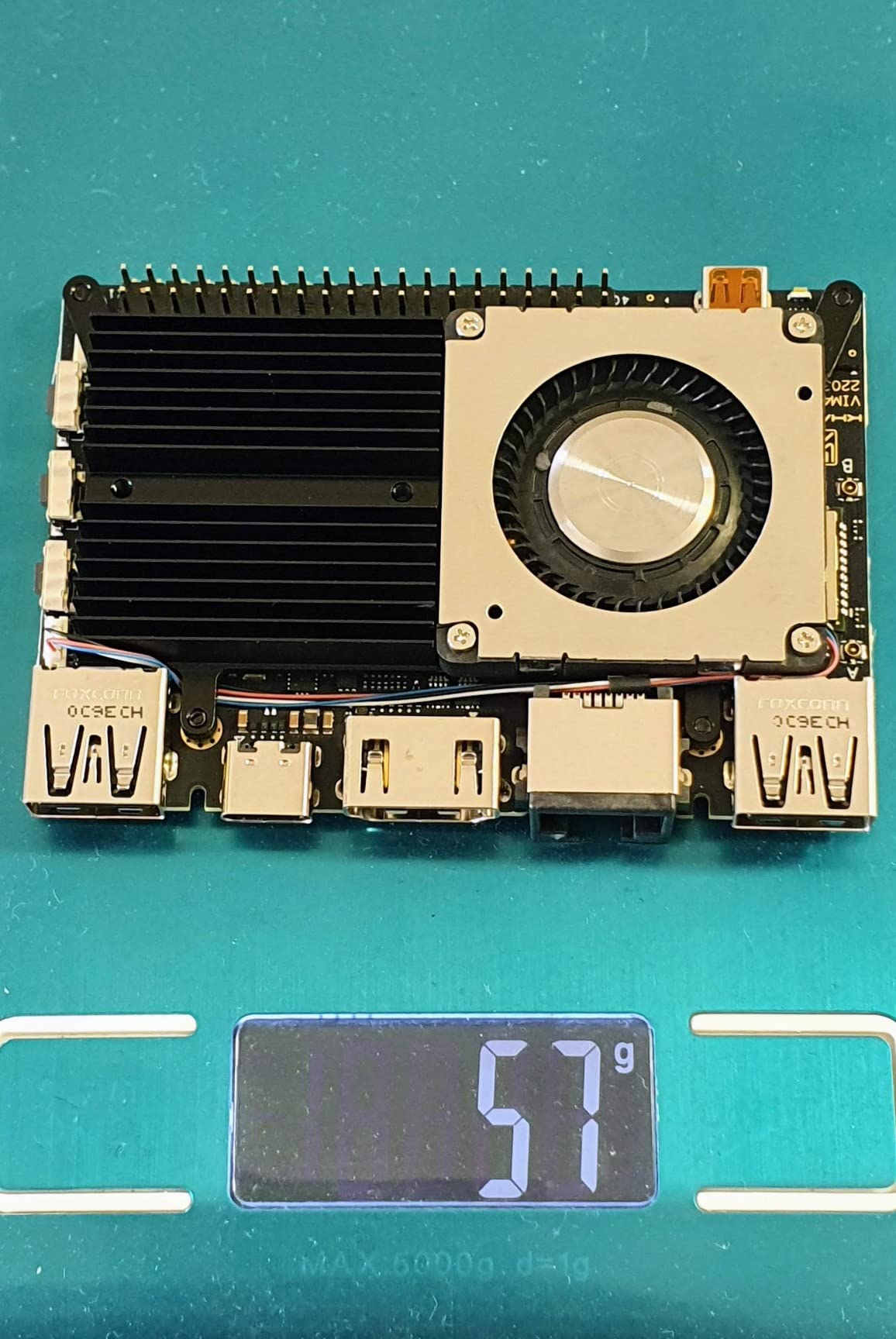 Khadas VIM4 Amlogic A311D2 Single Board Computer Supports 4K UI & 4K @60fps HDMI in, 4 Display Interfaces, LAN WiFi 6 & Bluetooth 5.1, 8GB 64bit LPDDR4X 2016MHz, MaliG52MP8(8EE) GPU customer photo 1