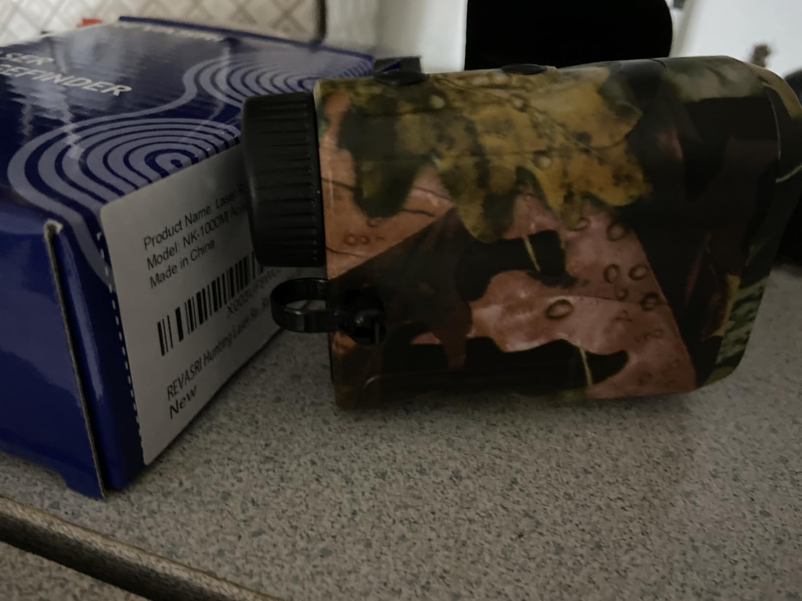 REVASRI Hunting Laser Rangefinder with Rechargeable Battery 1000 Yards Hunting Range Finder with Target Acquisition Technology Easy-to-Use Clear Accurate Rangefinders for Hunters customer photo 2