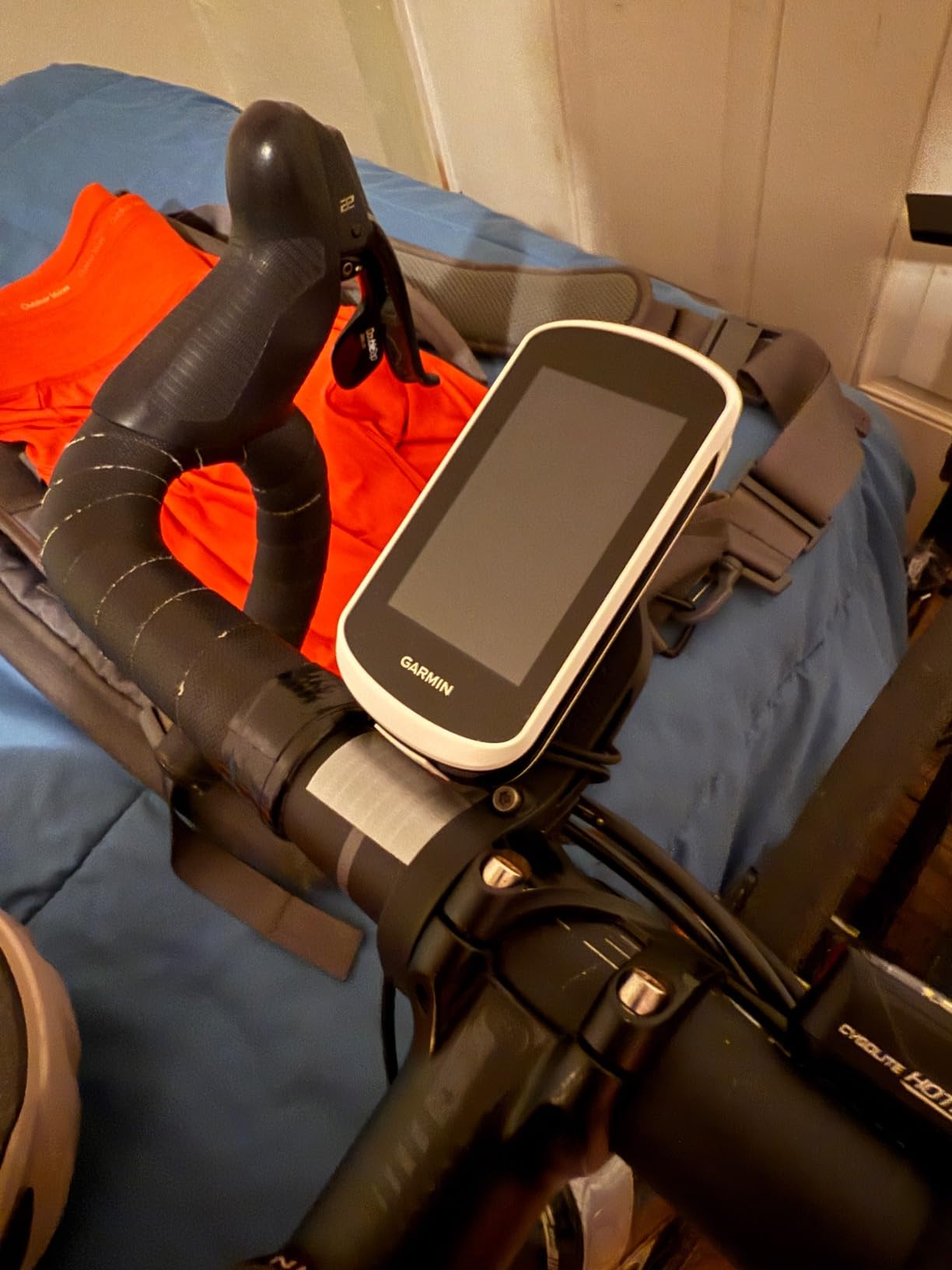 Garmin Edge Explore 2, Easy-to-Use GPS Cycling Navigator, eBike Compatibility, Maps and Navigation, with Safety Features customer photo 2